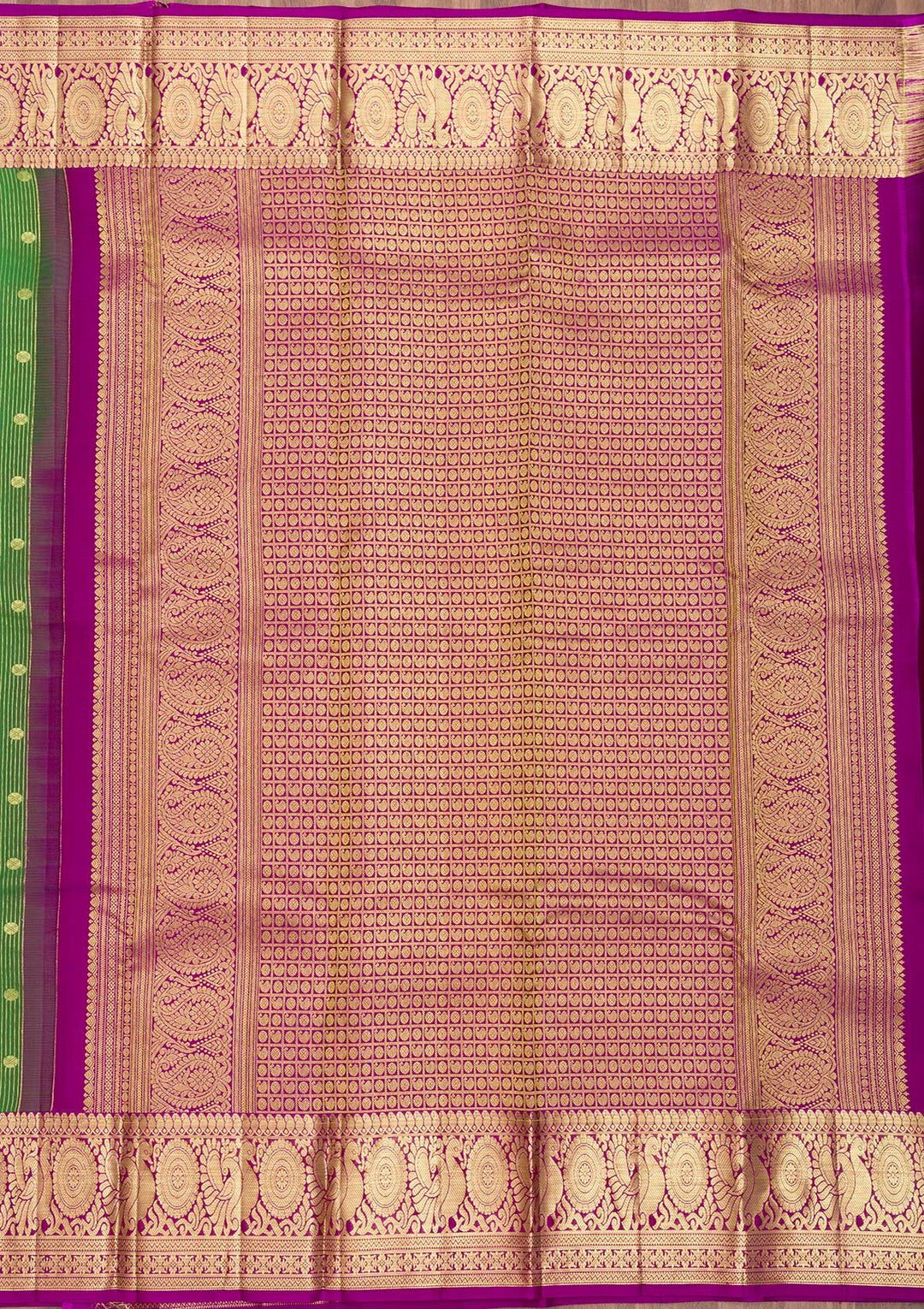 Leaf Green Zariwork Pure Silk Saree-Koskii
