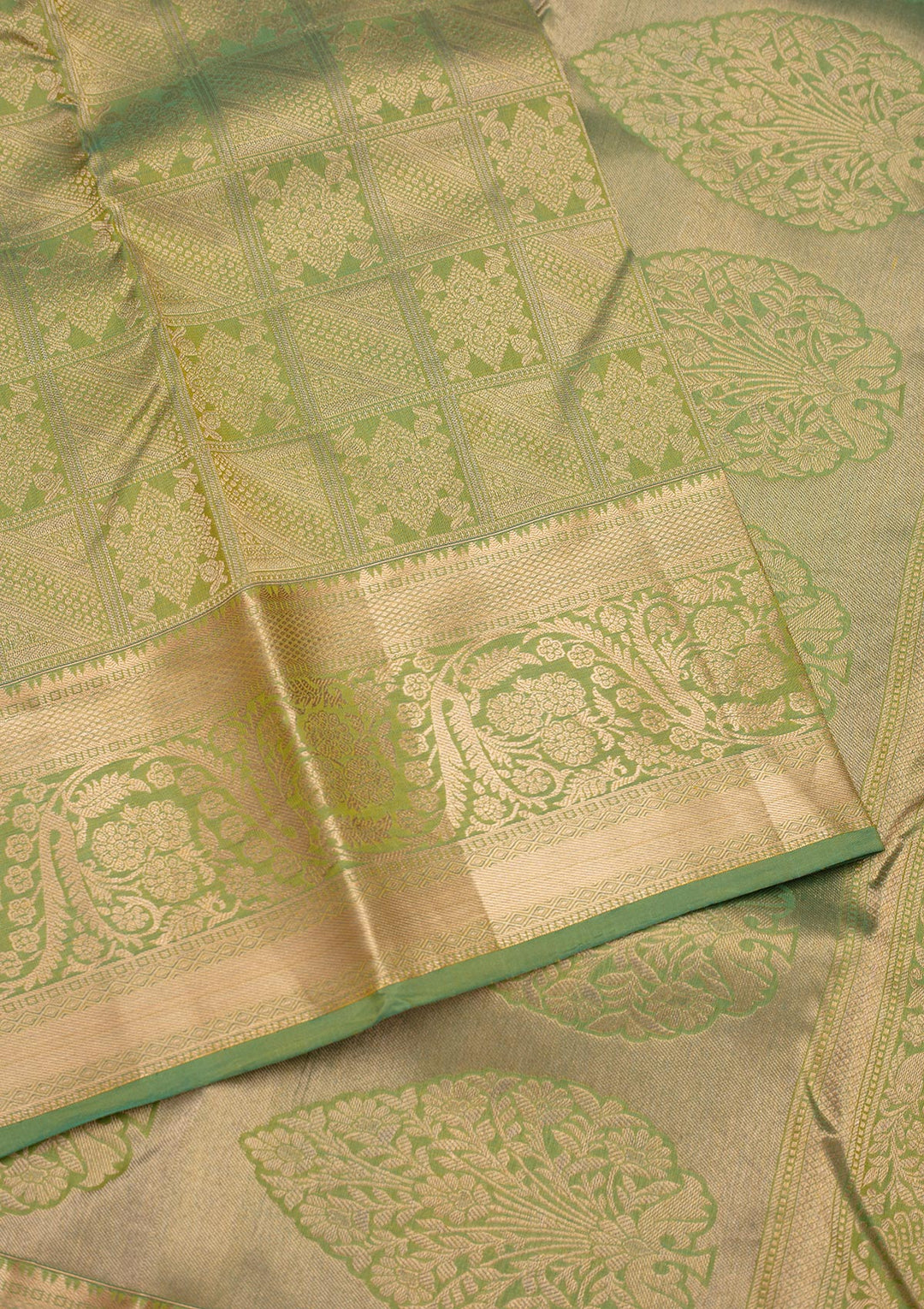Leaf Green Zariwork Pure Silk Saree-Koskii