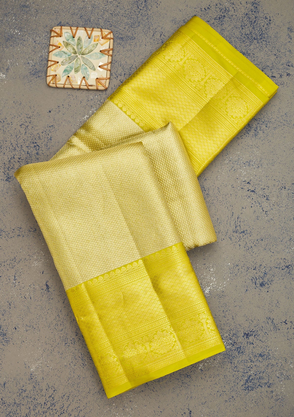 Leaf Green Zariwork Pure Silk Saree-Koskii
