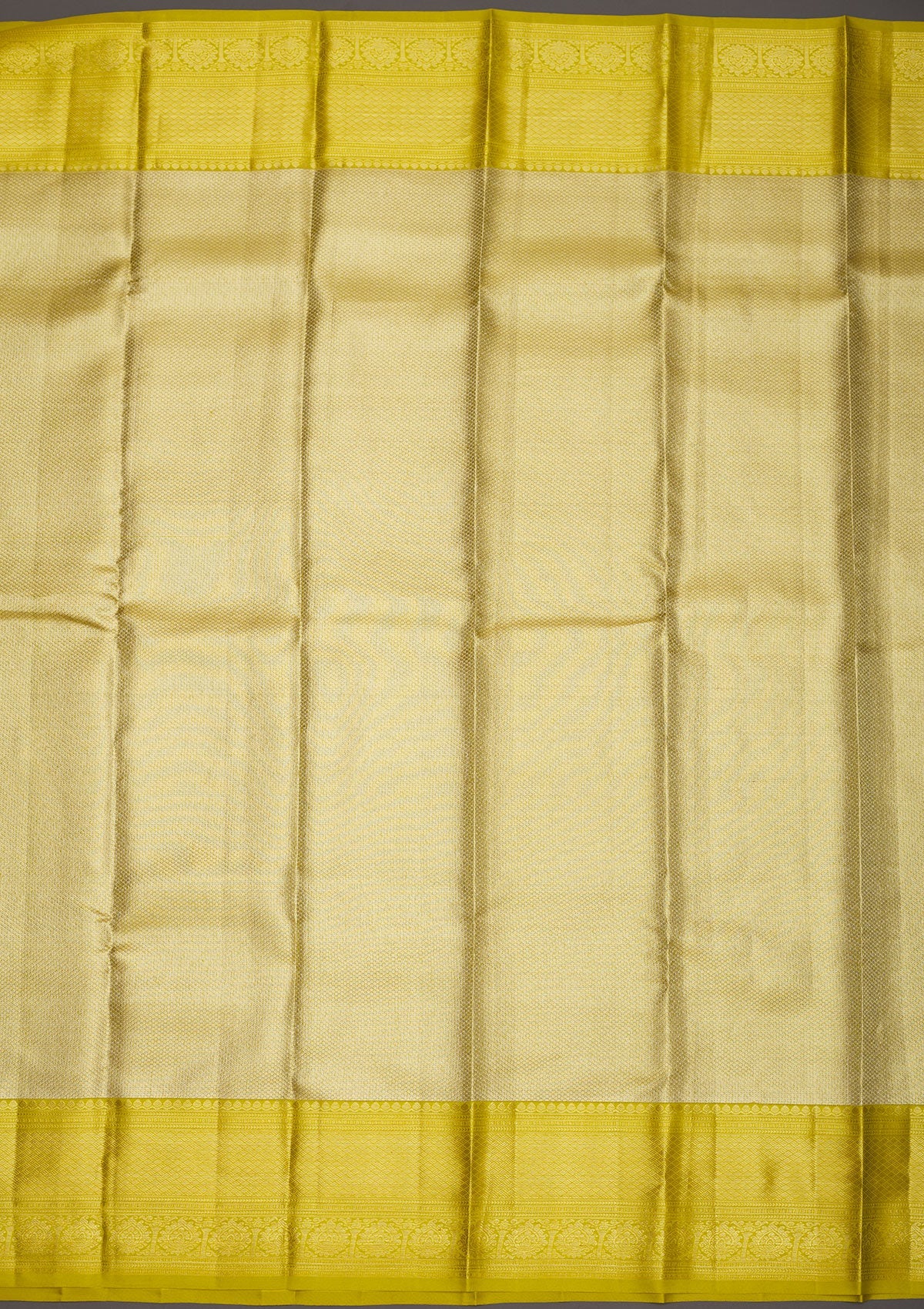Leaf Green Zariwork Pure Silk Saree-Koskii