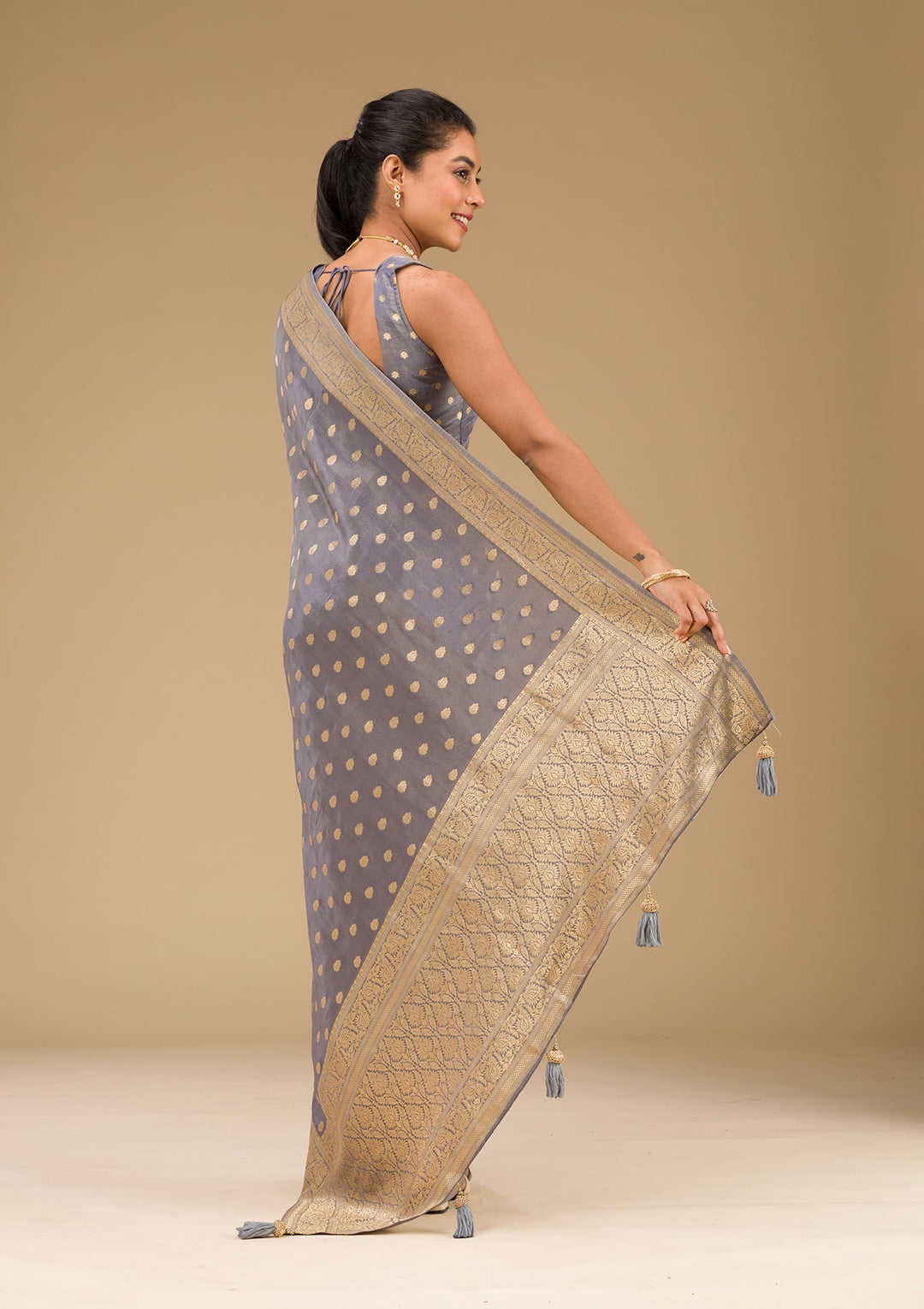 Light Grey Zariwork Raw Silk Saree-Koskii