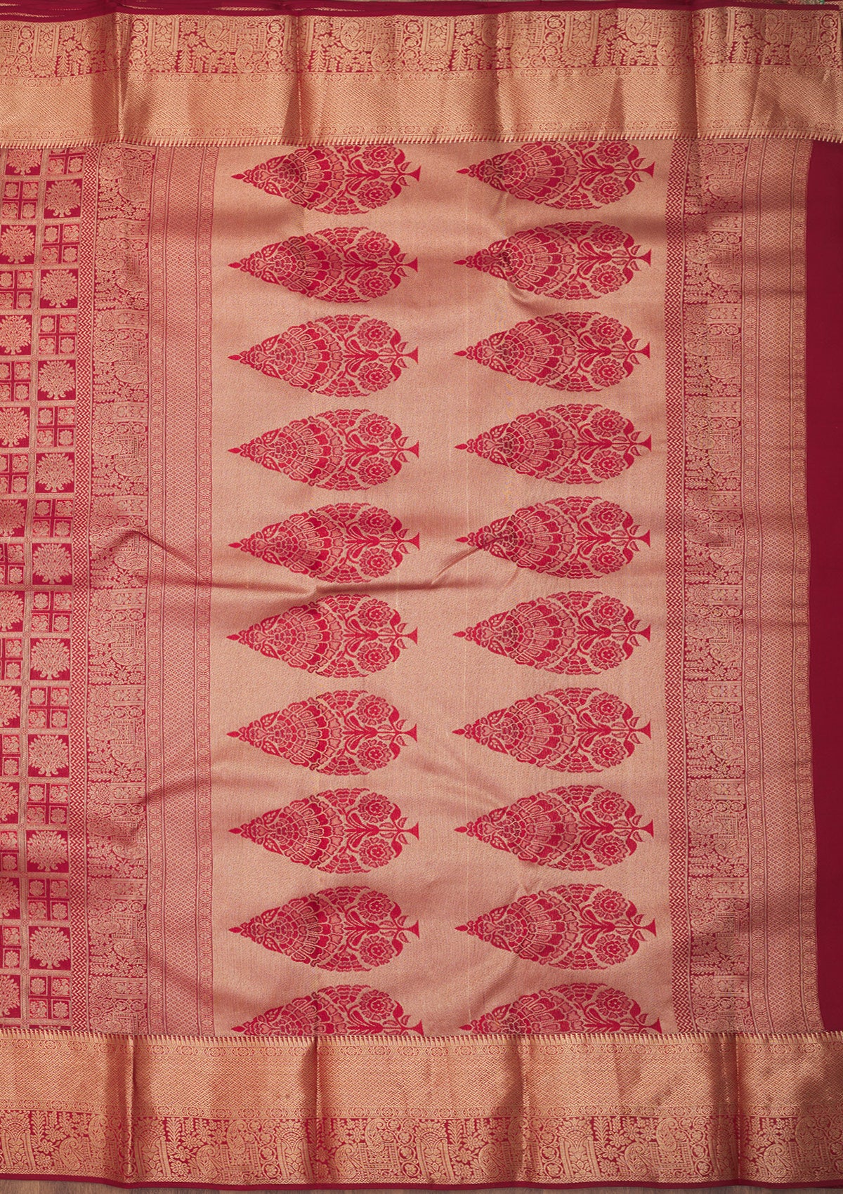 Maroon Zariwork Pure Silk Saree