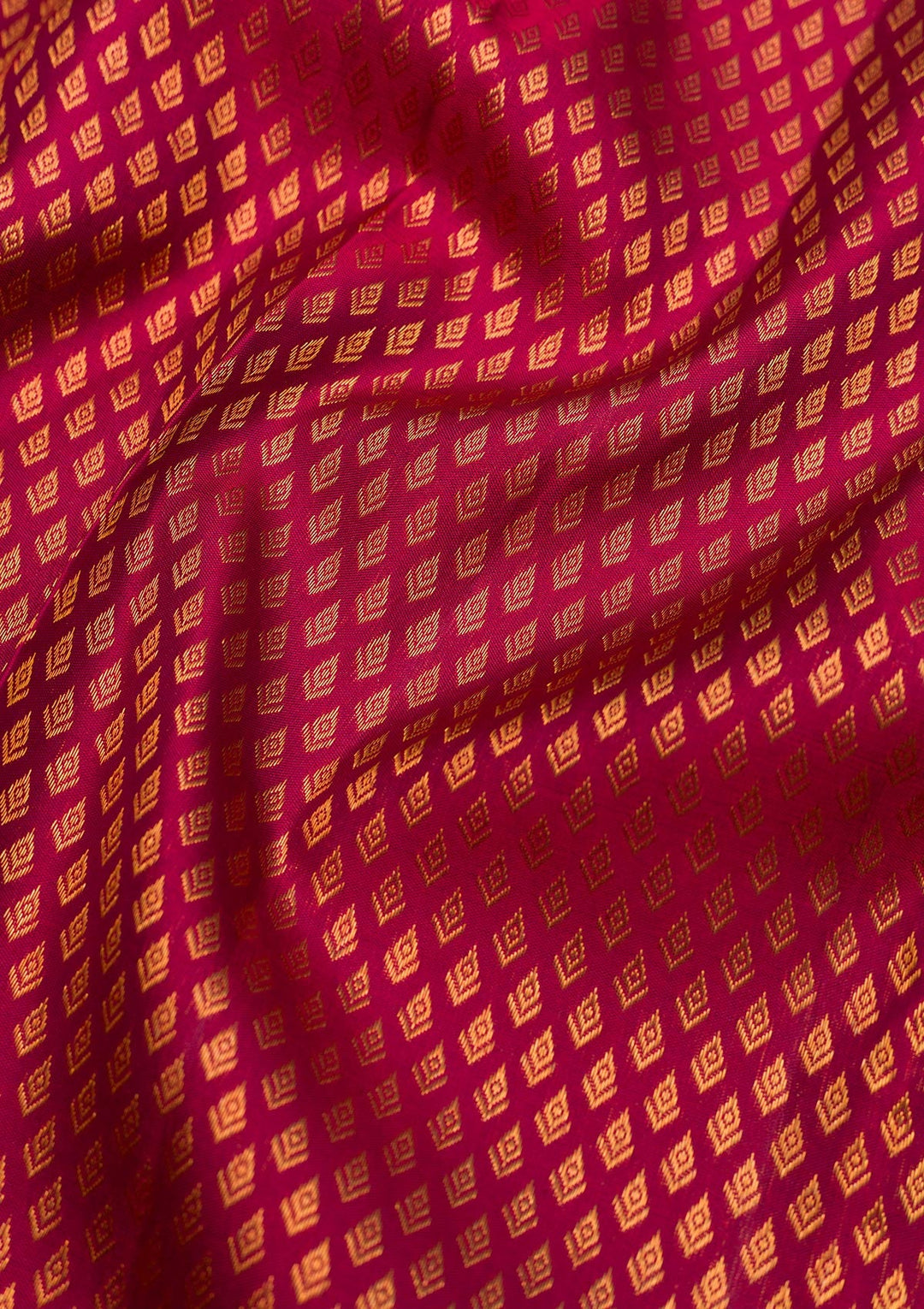 Maroon Zariwork Pure Silk Saree-Koskii