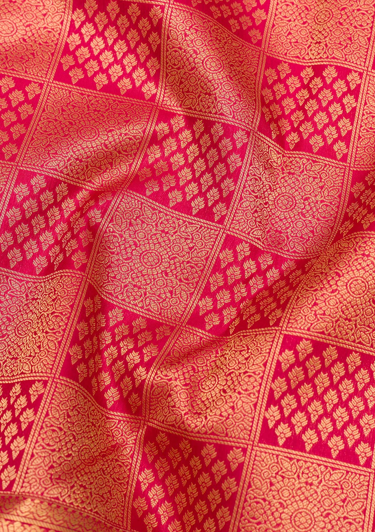 Maroon Zariwork Pure Silk Saree-Koskii