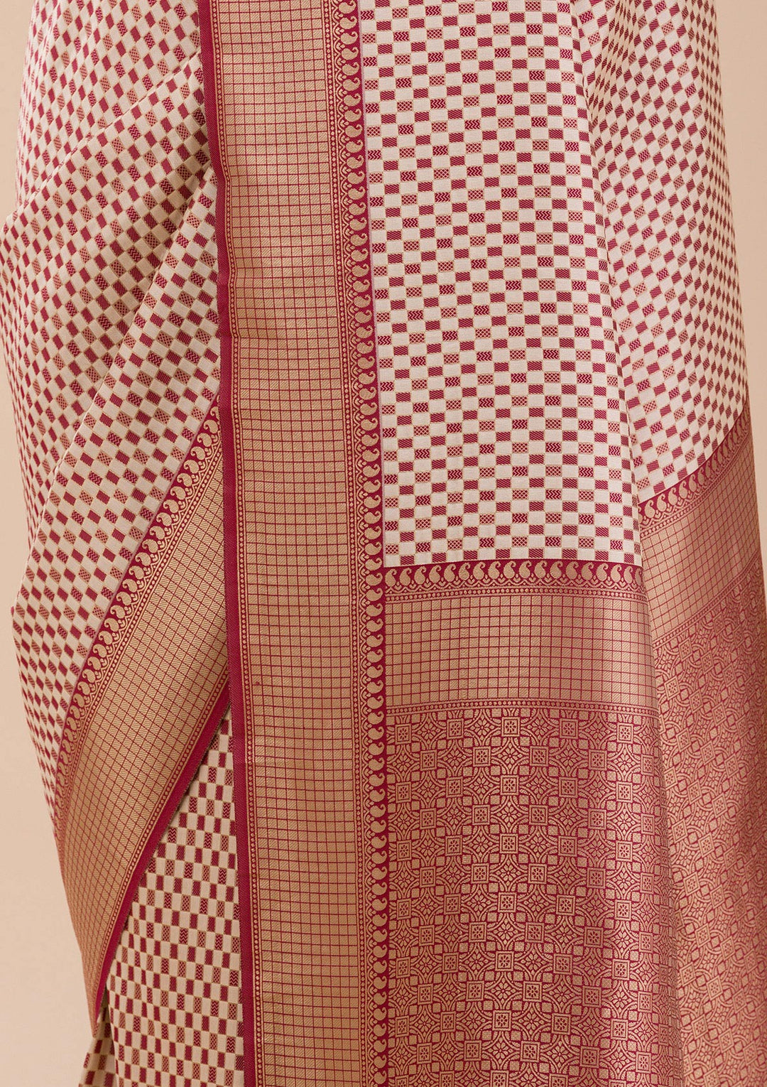 Maroon Zariwork Silk Saree-Koskii