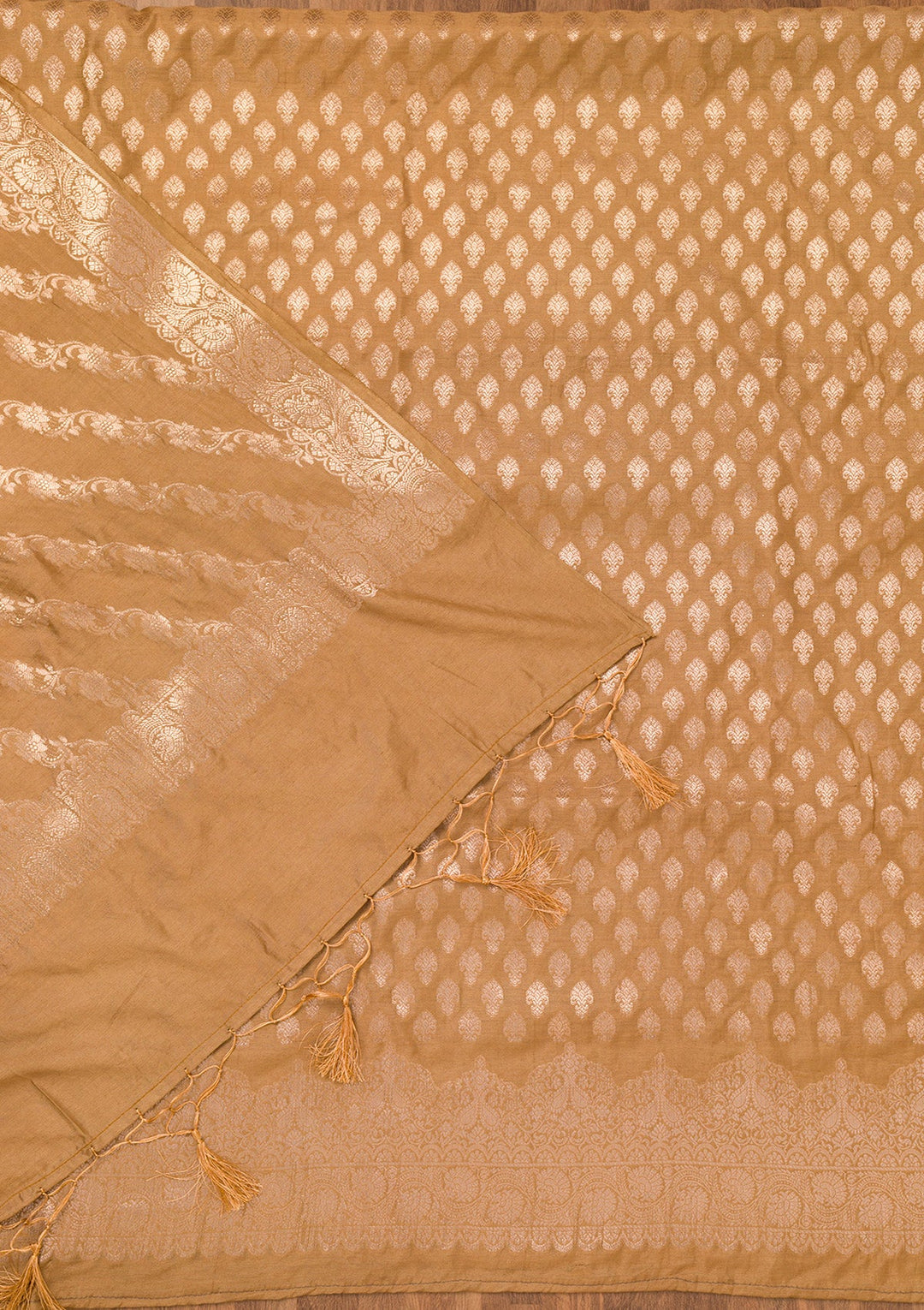 Mehendi Zariwork Banarasi Unstitched Salwar Suit-Koskii