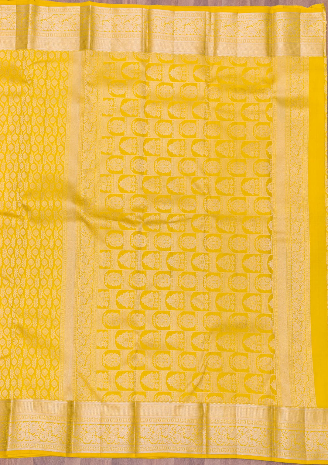 Mehendi Zariwork Pure Silk Saree-Koskii