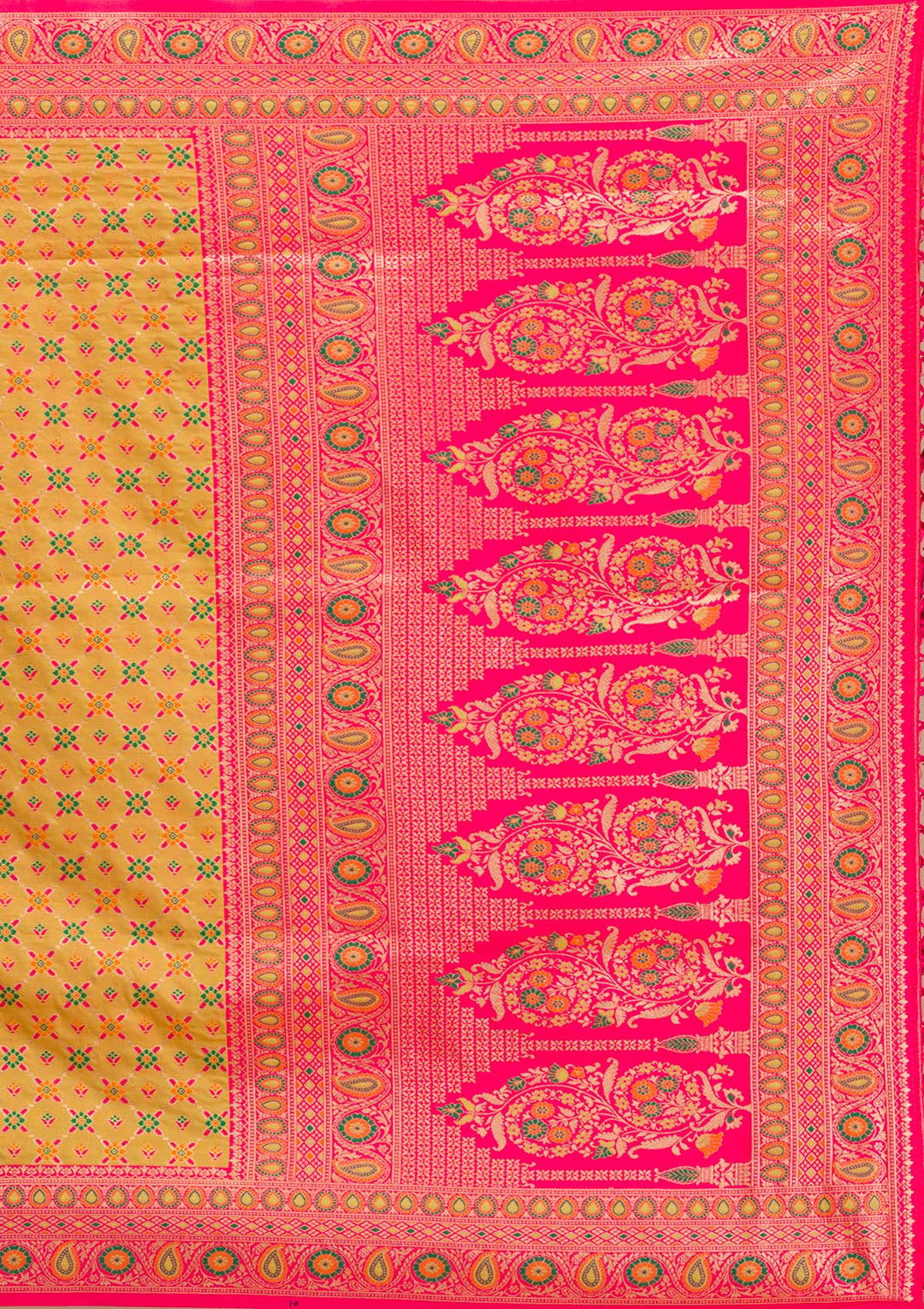 Mehendi Zariwork Soft Silk Saree-Koskii