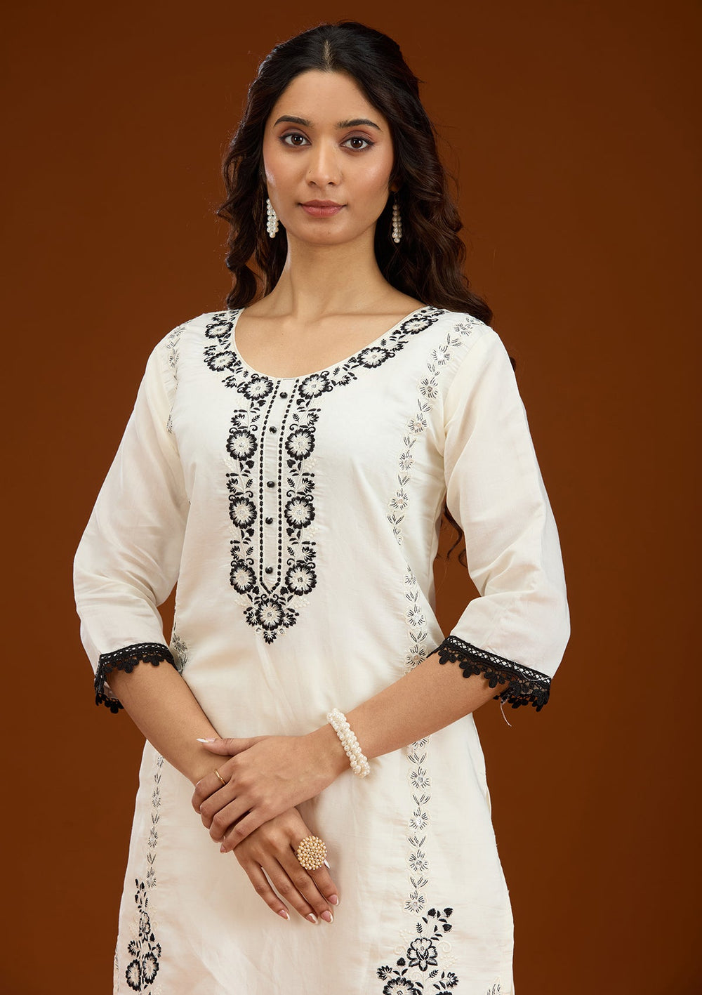 Off White Threadwork Semi Crepe Readymade Salwar Suit-Koskii