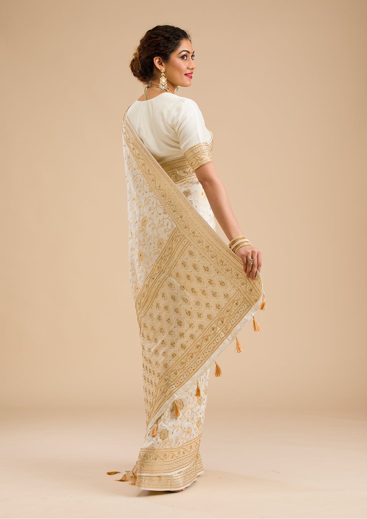 Off White Zariwork Banarasi Silk Saree-Koskii