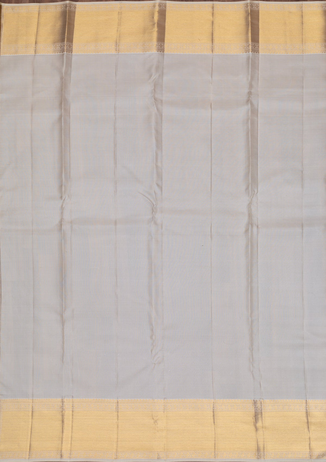 Off White Gold Zariwork Pure Silk Saree - Koskii
