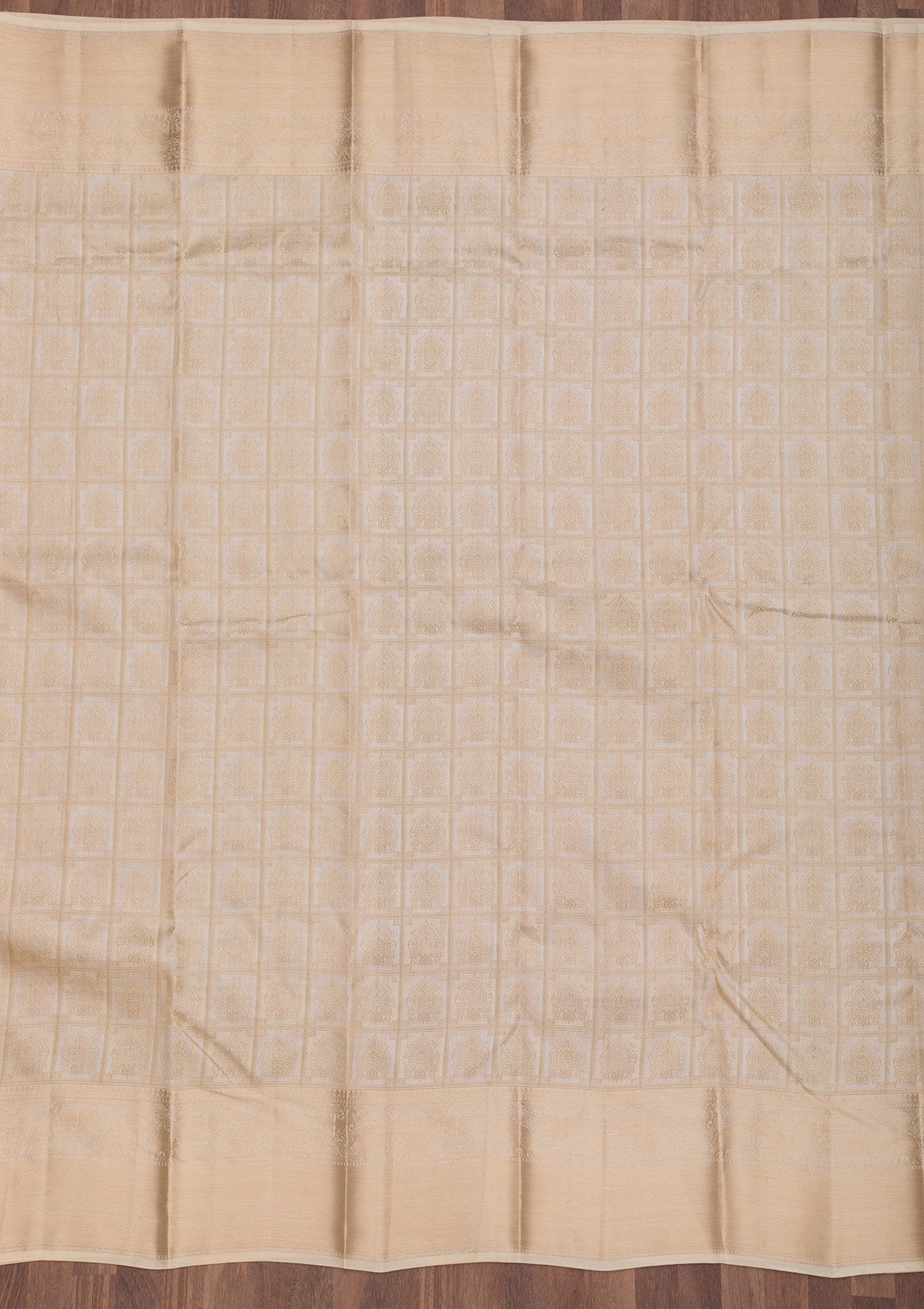 Off White Zariwork Pure Silk Saree-Koskii