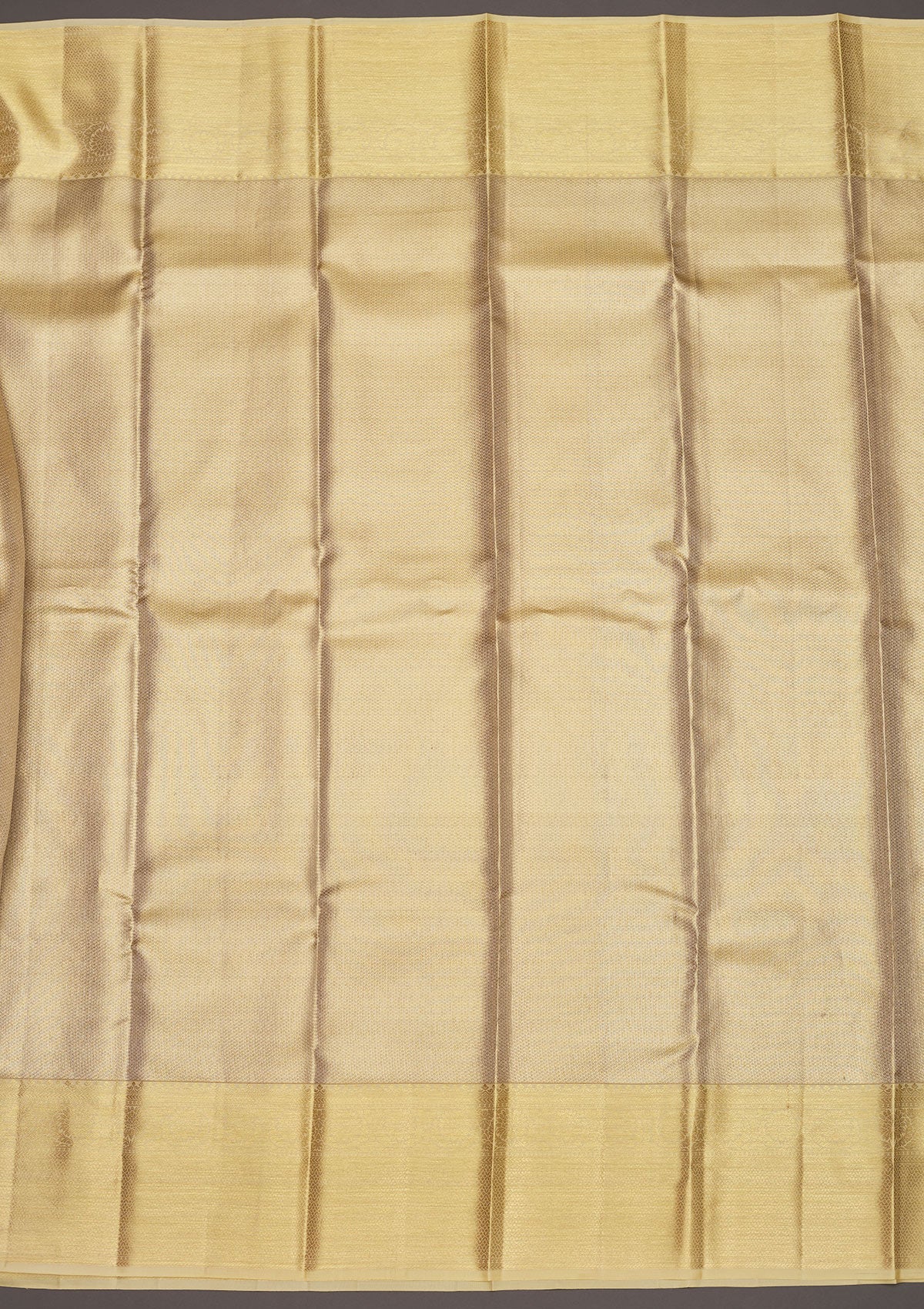 Off White Zariwork Pure Silk Saree-Koskii