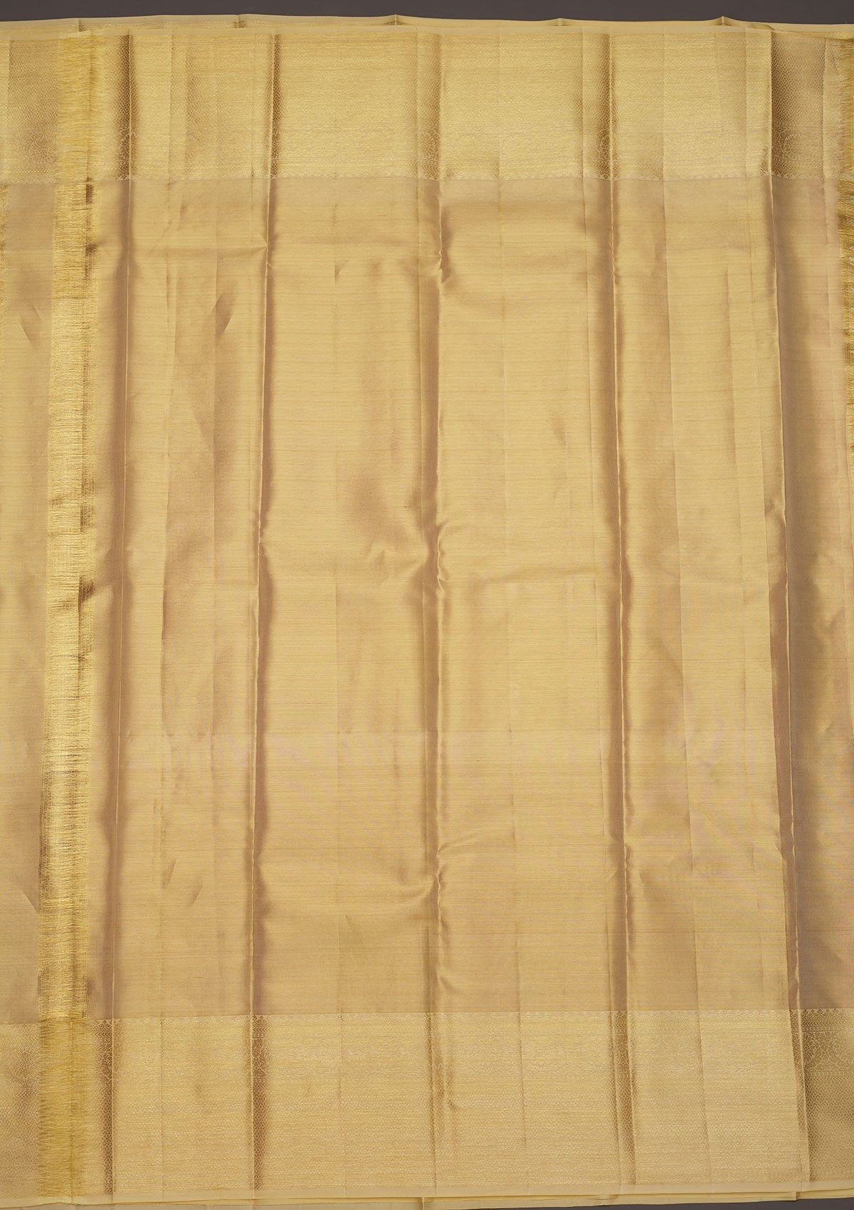 Off White Zariwork Pure Silk Saree-Koskii