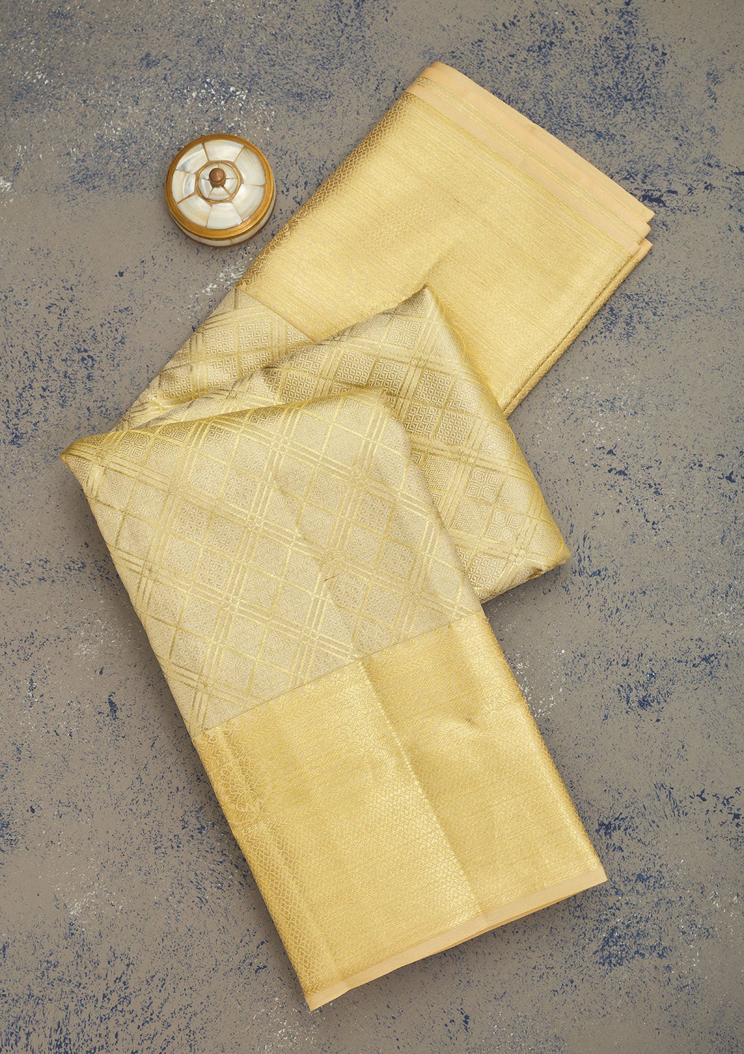 Off White Zariwork Pure Silk Saree-Koskii