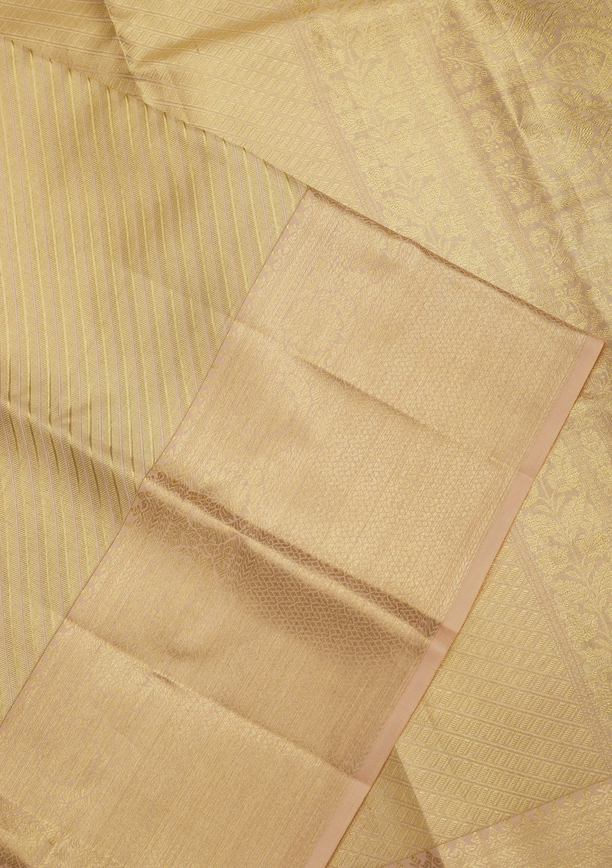 Off White Zariwork Pure Silk Saree-Koskii