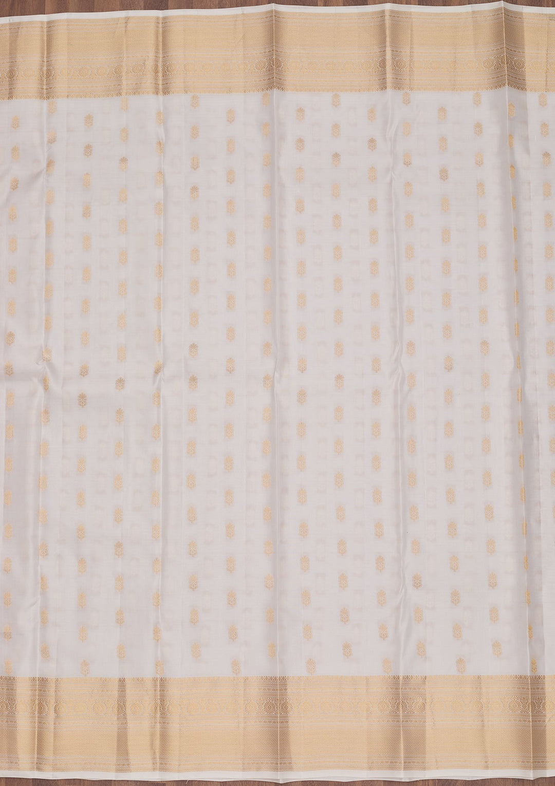 Off White Zariwork Pure Silk Saree