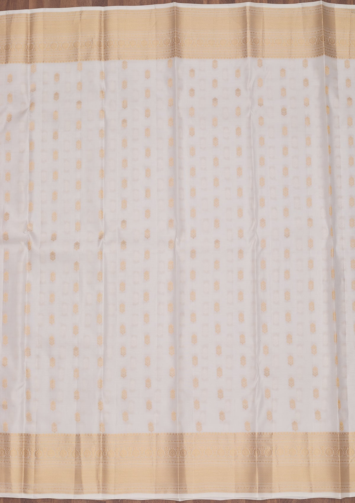 Off White Zariwork Pure Silk Saree