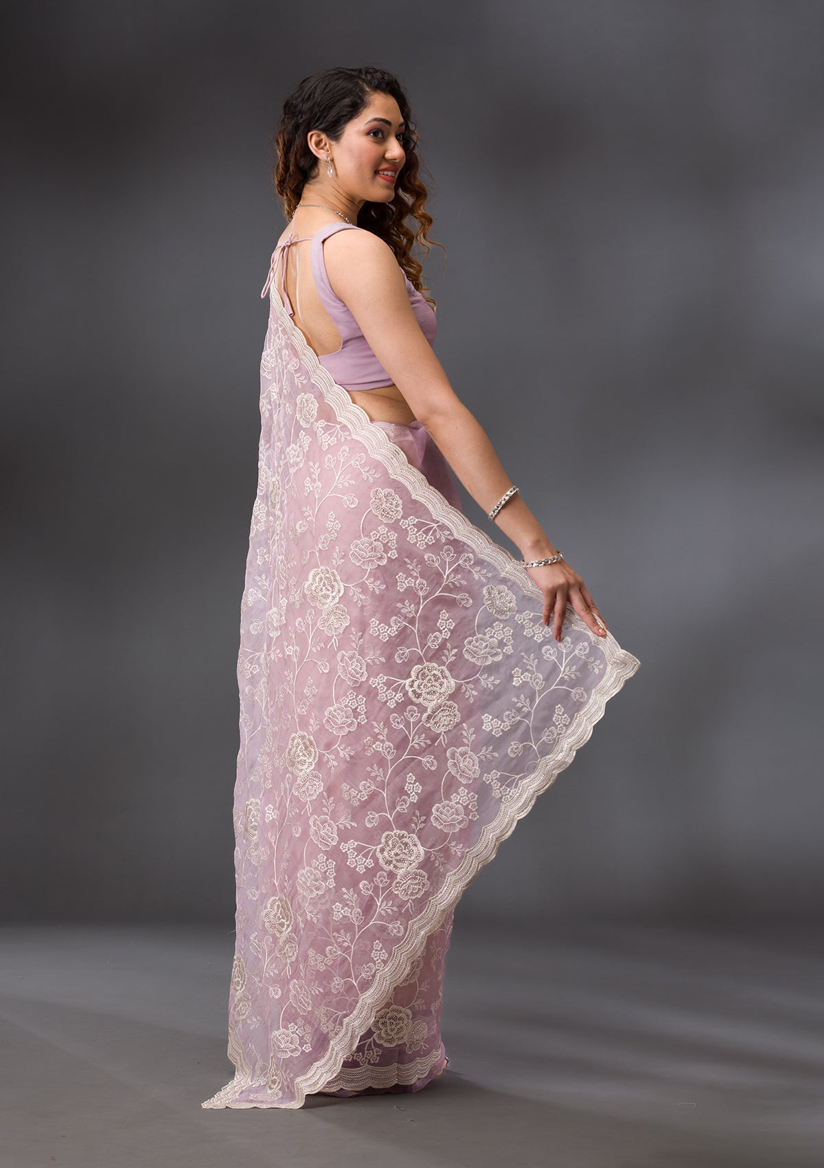 Onion Pink Threadwork Chiffon Saree-Koskii