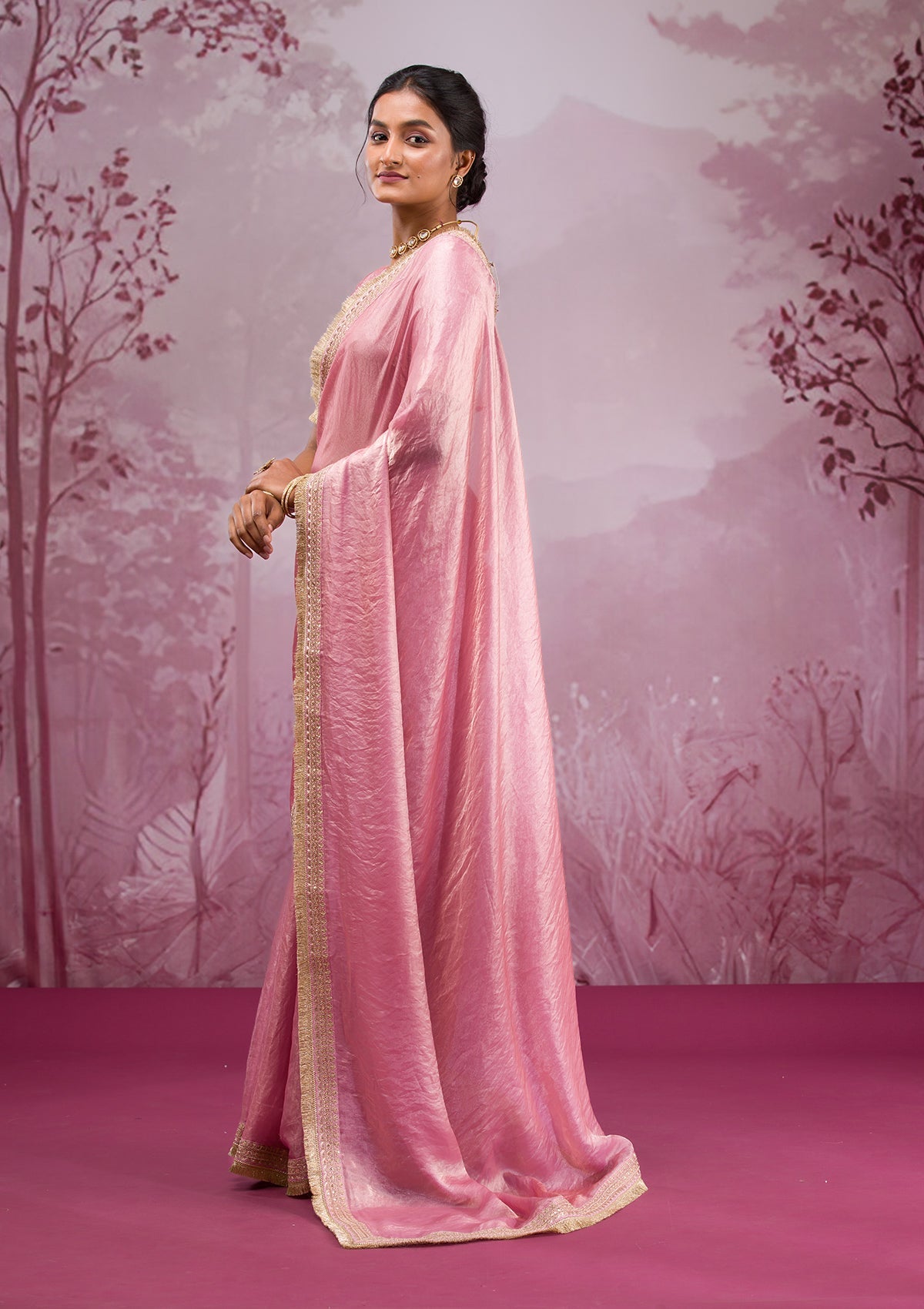 Onion Pink Threadwork Tissue Saree-Koskii