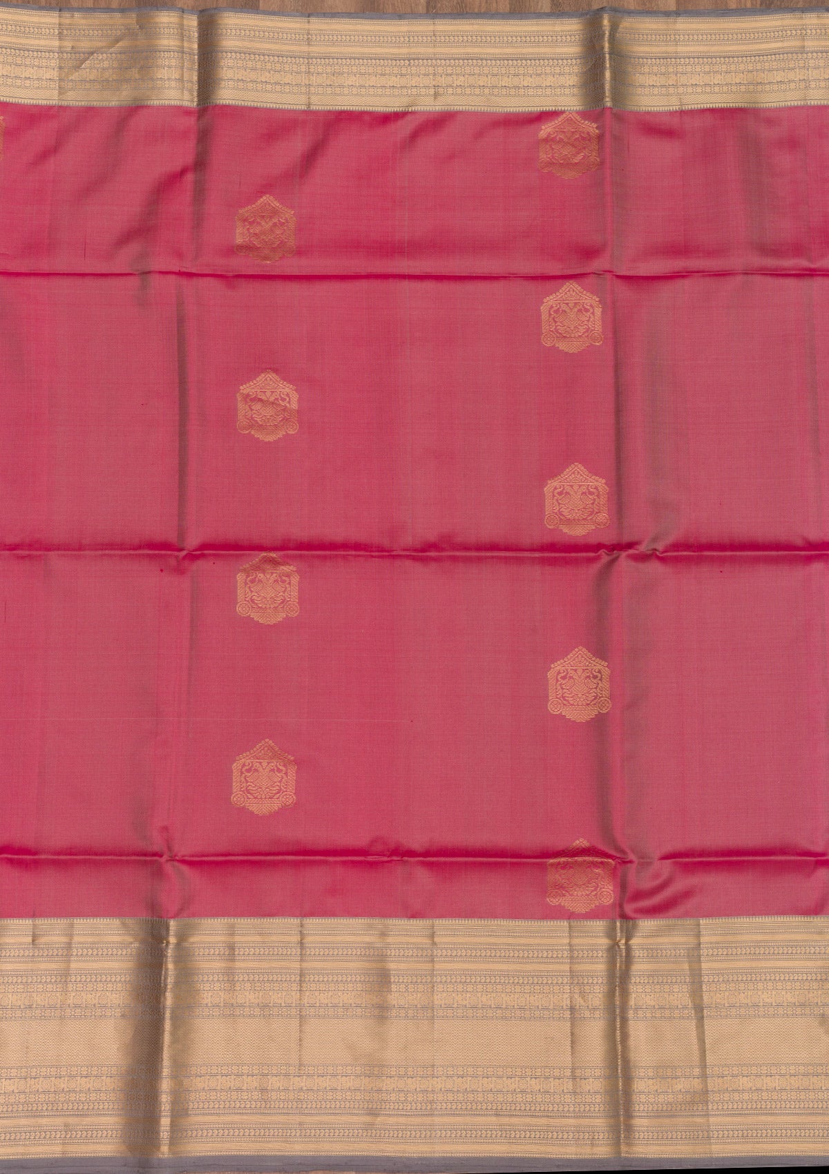 Onion Pink Zariwork Pure Silk Saree-Koskii