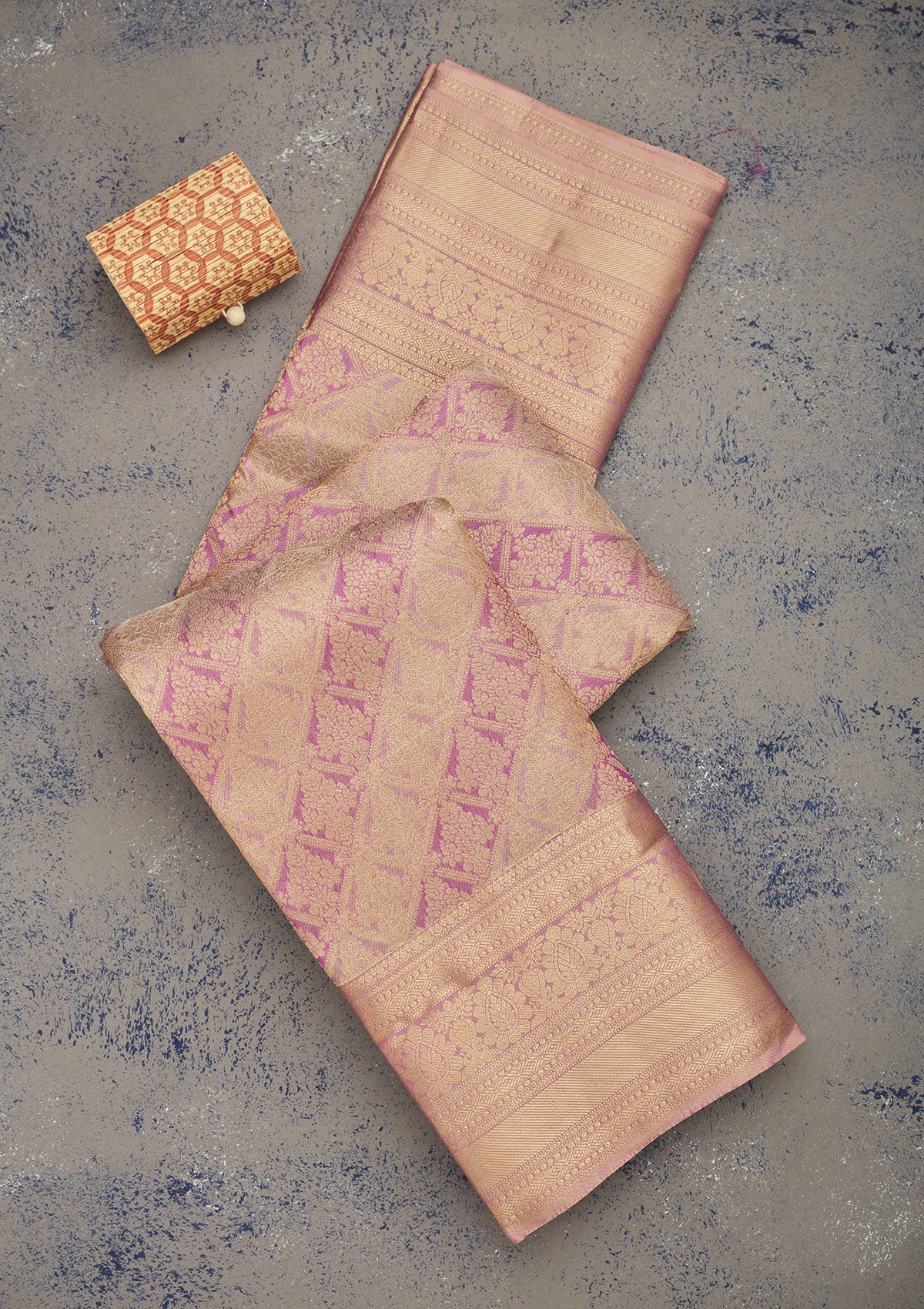 Onion Pink Zariwork Pure Silk Saree-Koskii