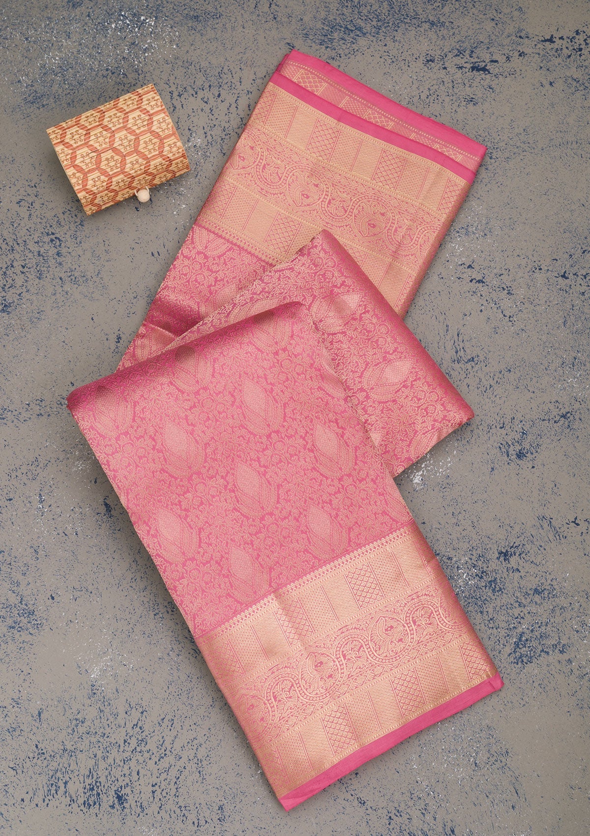 Onion Pink Zariwork Pure Silk Saree-Koskii