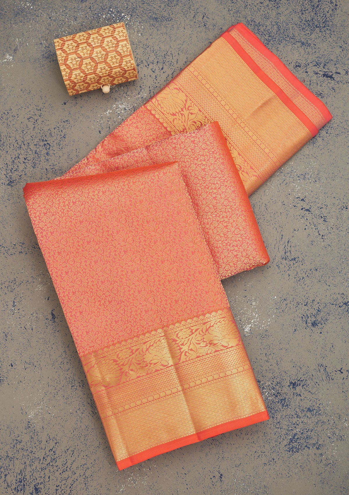 Onion Pink Zariwork Pure Silk Saree-Koskii