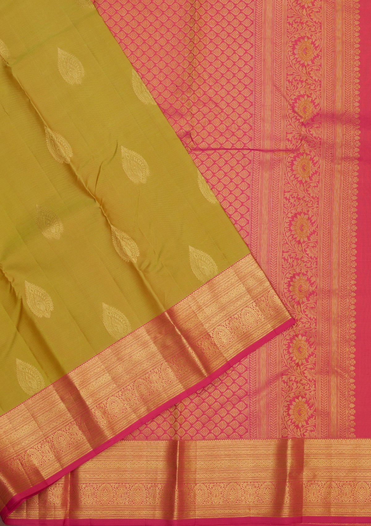 Parrot Green Zariwork Pure Silk Saree-Koskii