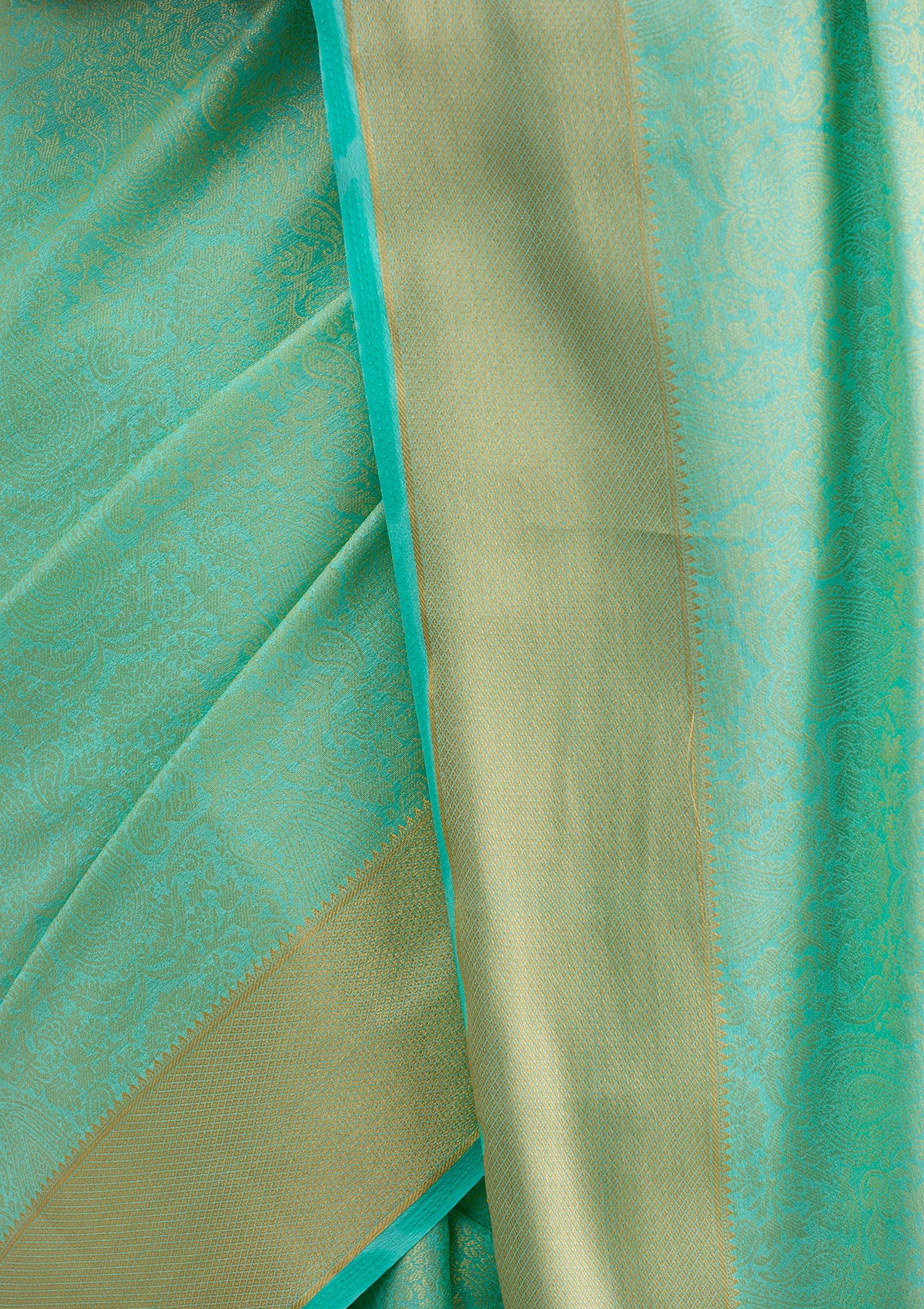 Leaf Green Zariwork Banarasi Silk Saree-Koskii