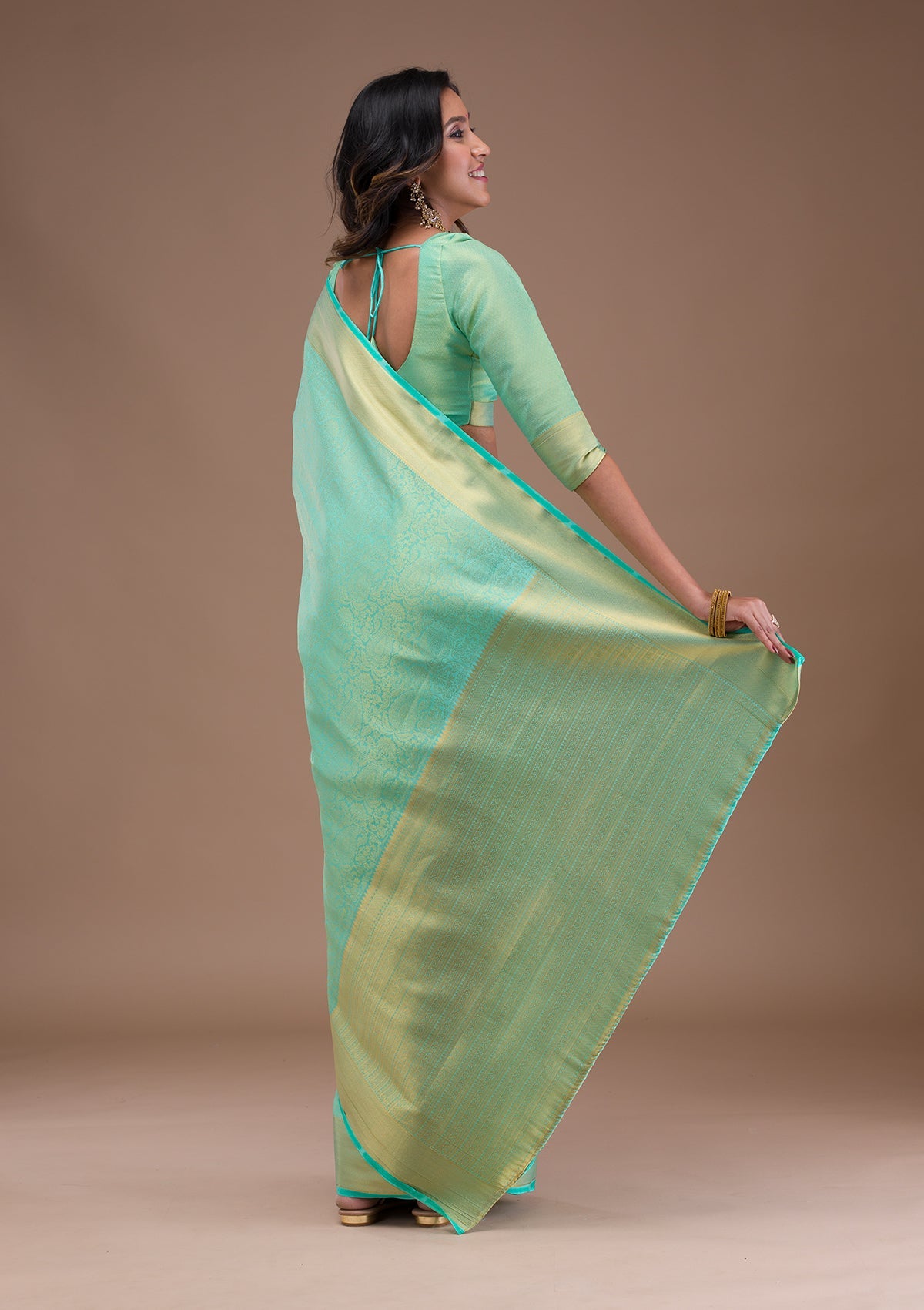 Leaf Green Zariwork Banarasi Silk Saree-Koskii