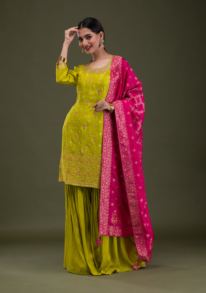Parrot Green Zariwork Banarasi Readymade Salwar Kameez
