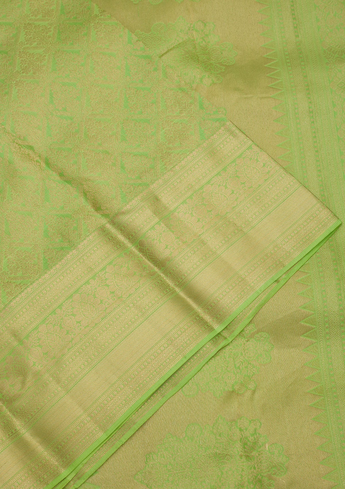 Parrot Green Zariwork Pure Silk Saree