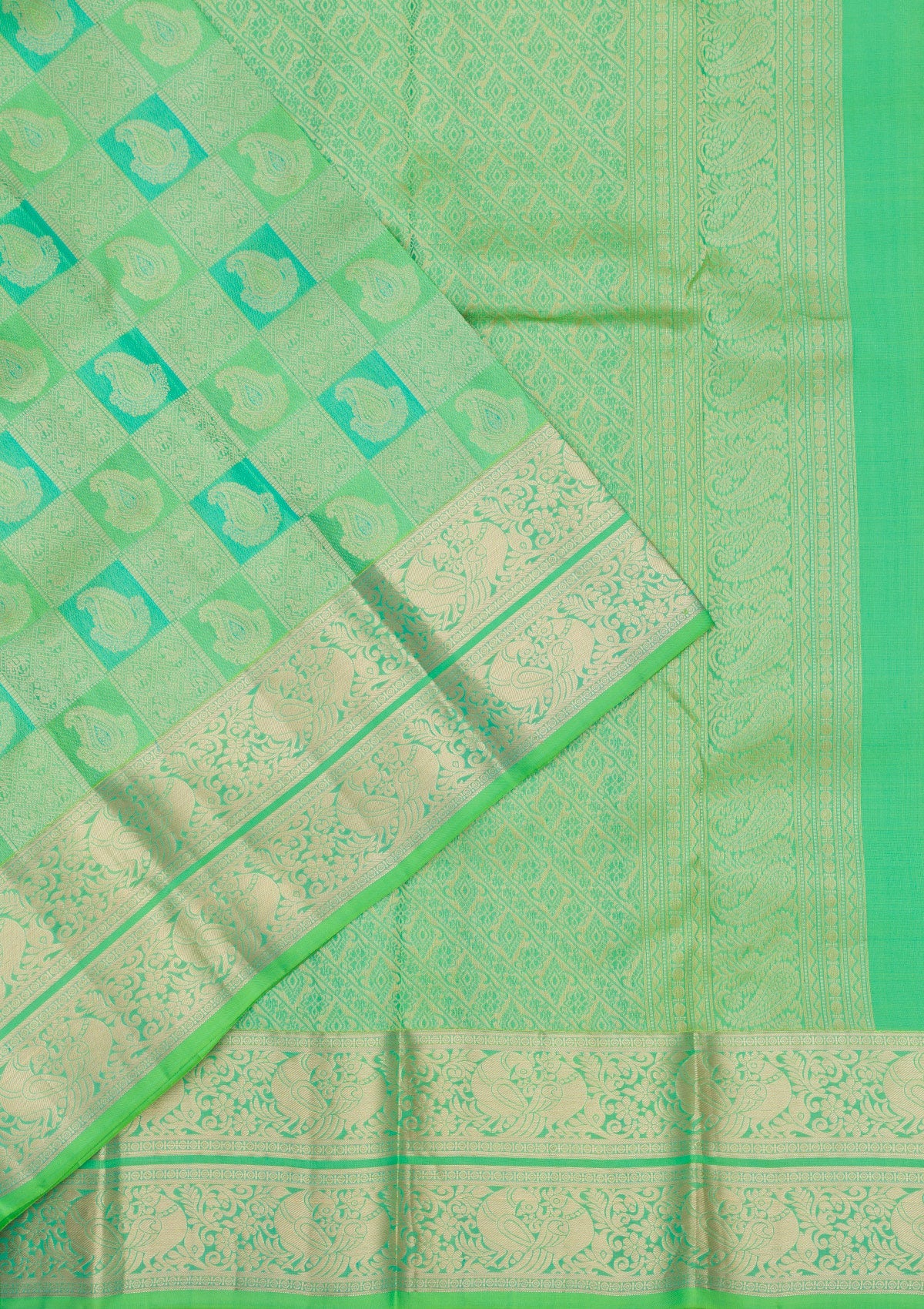 Parrot Green Zariwork Pure Silk Saree-Koskii