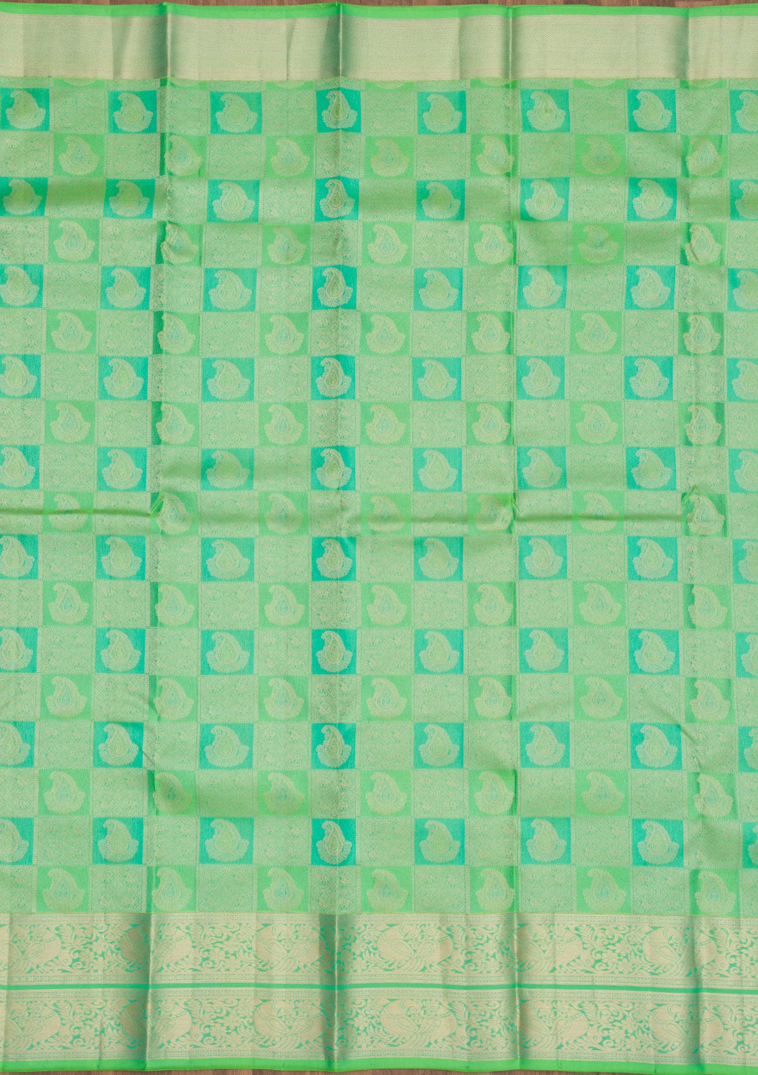 Parrot Green Zariwork Pure Silk Saree-Koskii