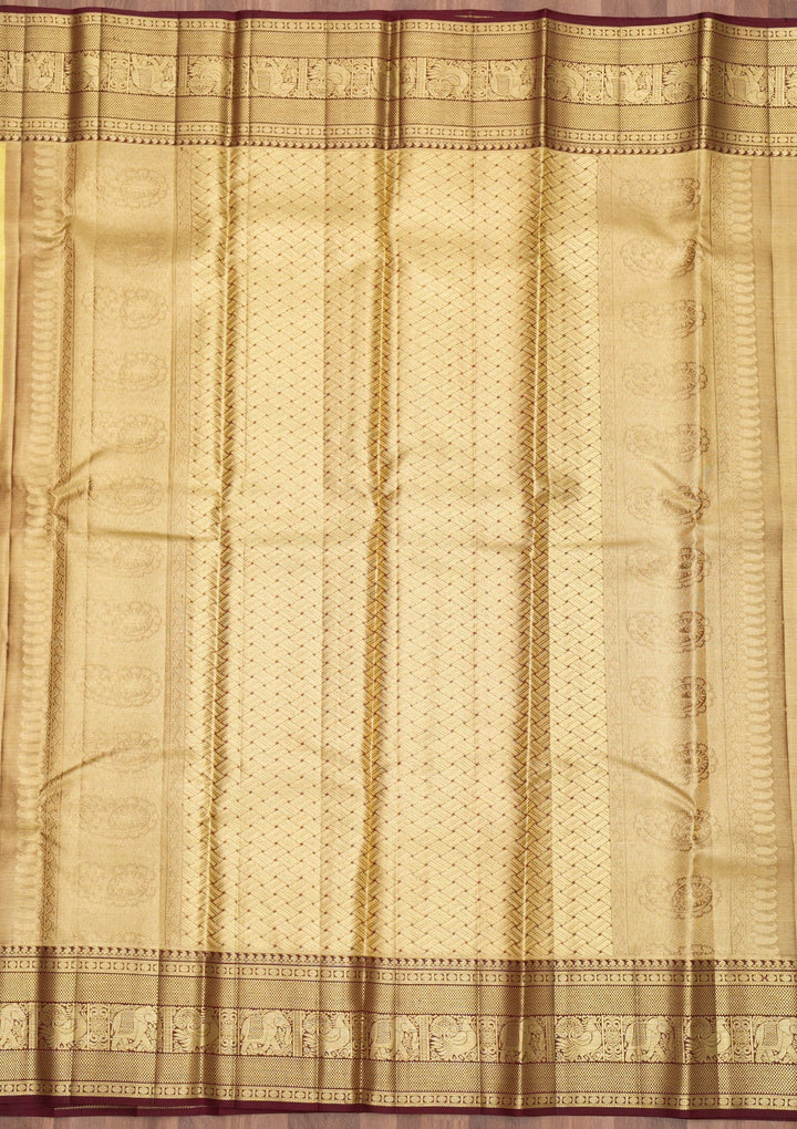 Parrot Green Zariwork Pure Silk Saree-Koskii