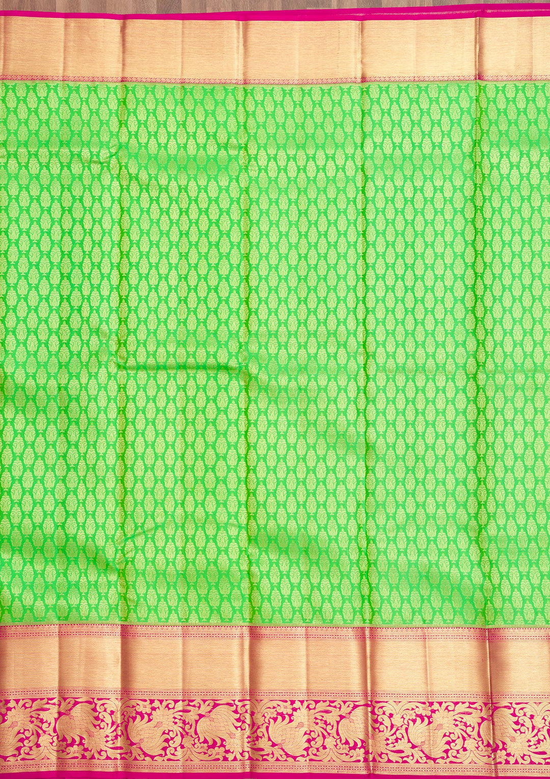 Parrot Green Zariwork Pure Silk Saree-Koskii