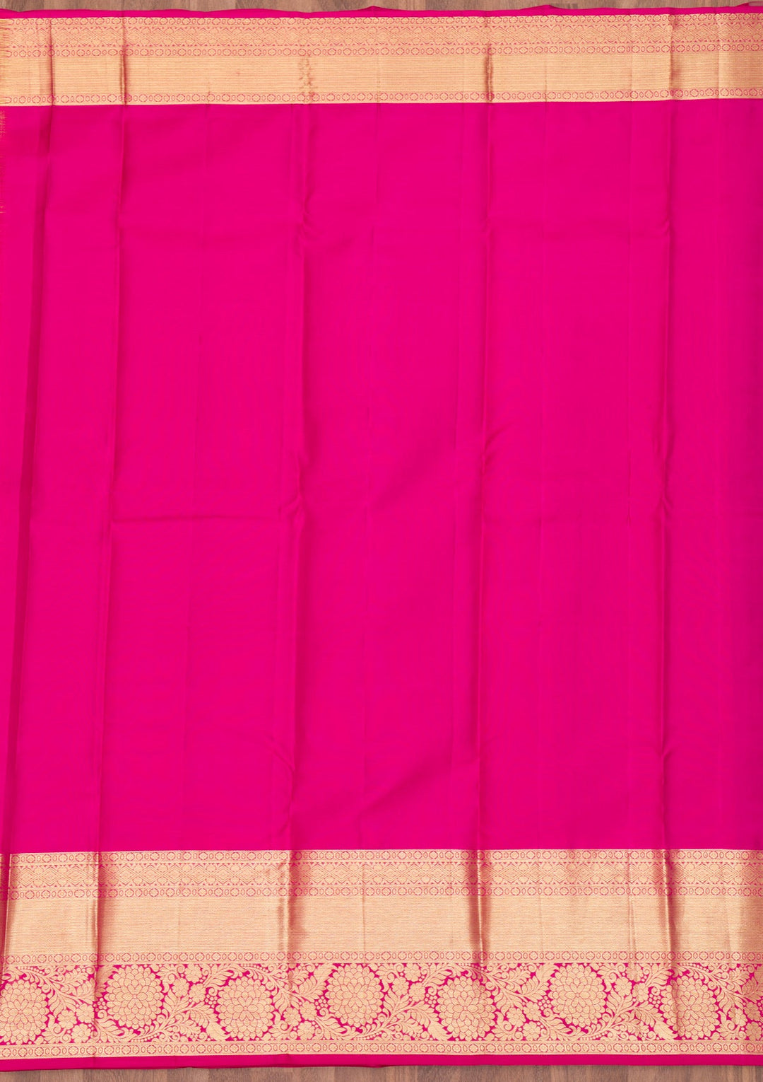 Parrot Green Zariwork Pure Silk Saree-Koskii