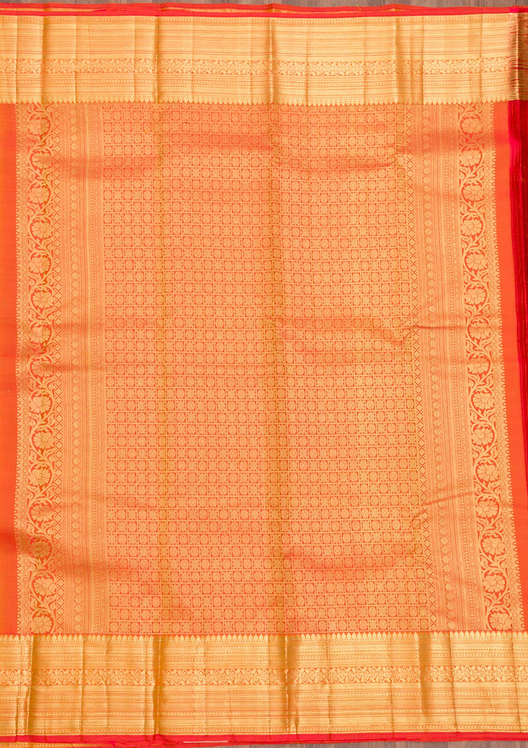 Parrot Green Zariwork Pure Silk Saree-Koskii