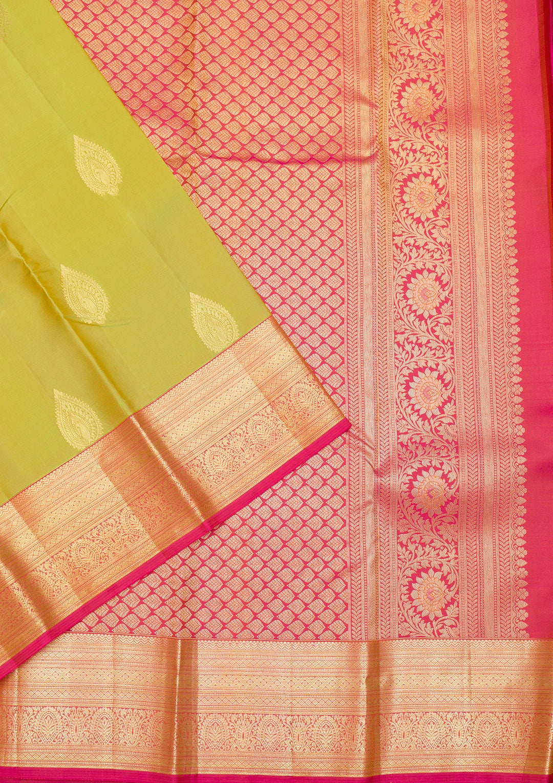 Parrot Green Zariwork Pure Silk Saree-Koskii