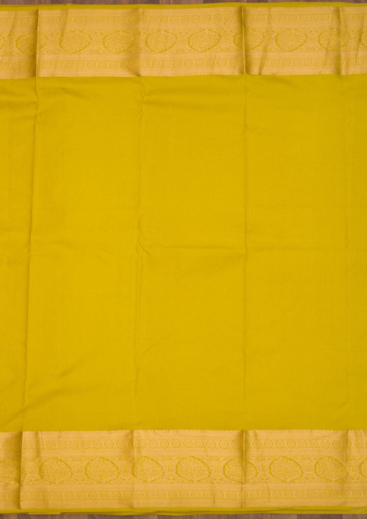 Parrot Green Zariwork Pure Silk Saree-Koskii