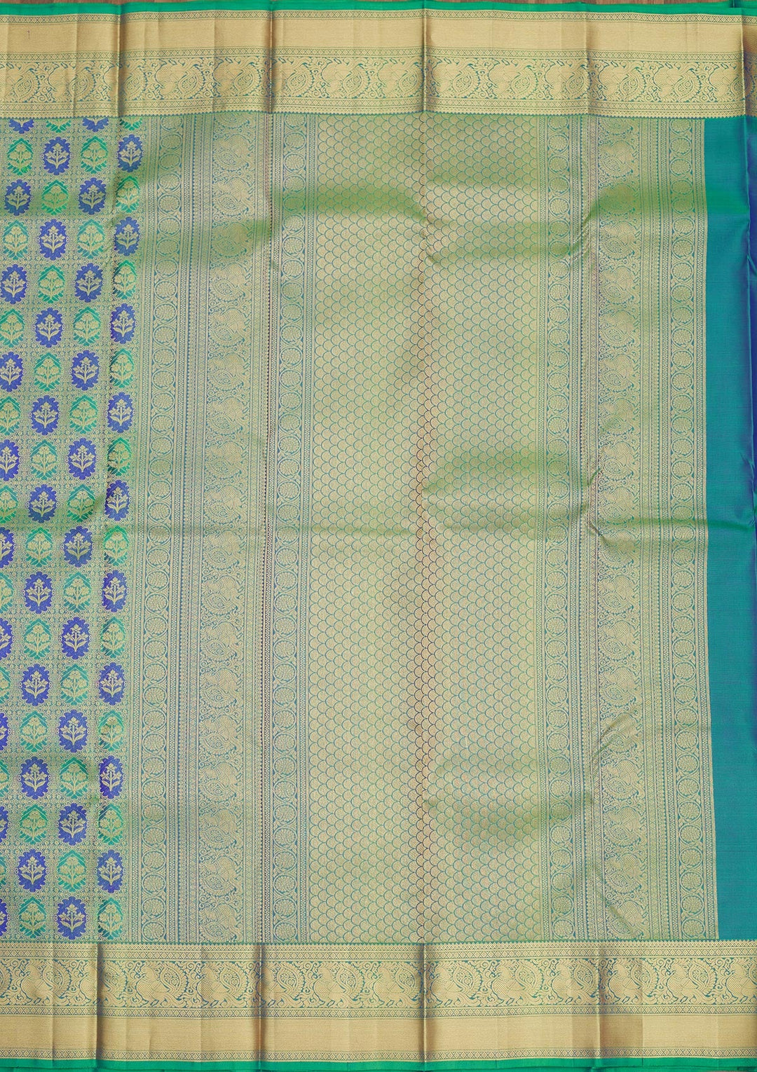 Parrot Green Zariwork Pure Silk Saree-Koskii
