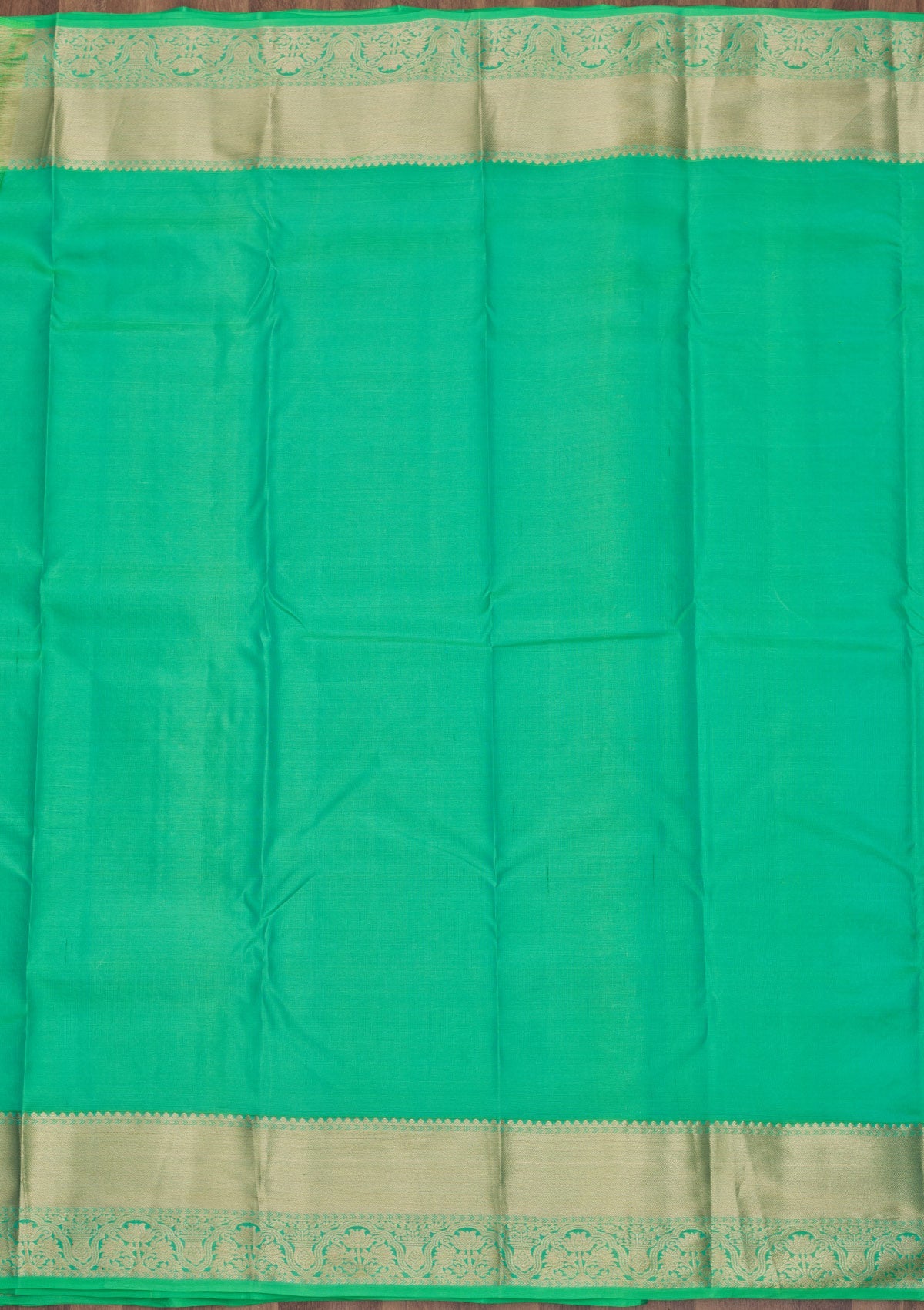 Parrot Green Zariwork Pure Silk Saree