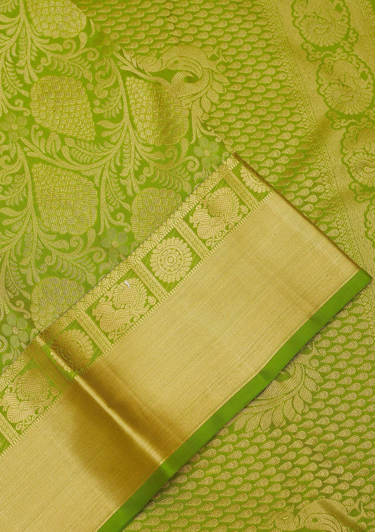 Parrot Green Zariwork Pure Silk Saree-Koskii