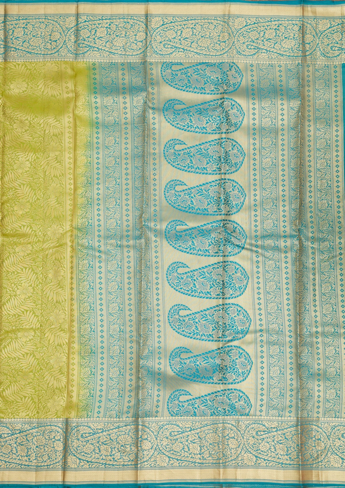 Parrot Green Zariwork Pure Silk Saree-Koskii