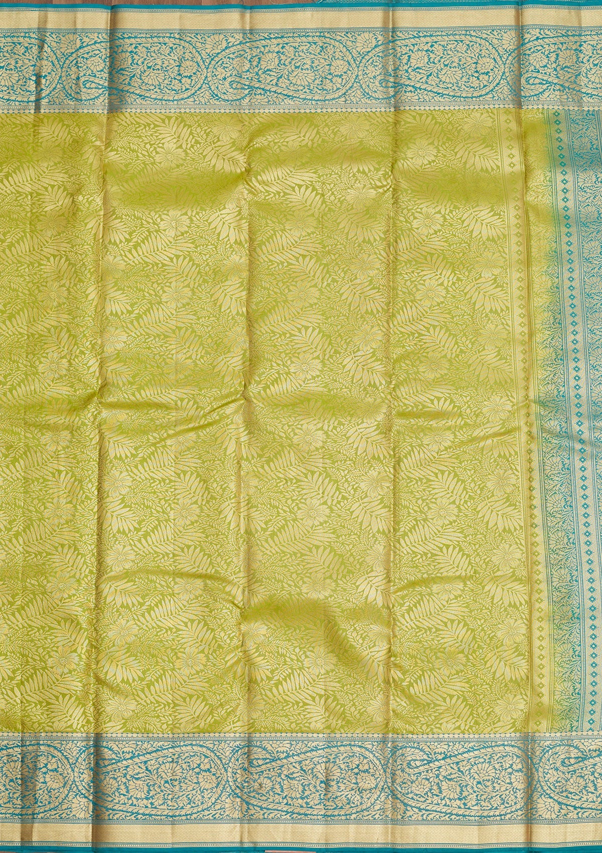 Parrot Green Zariwork Pure Silk Saree-Koskii