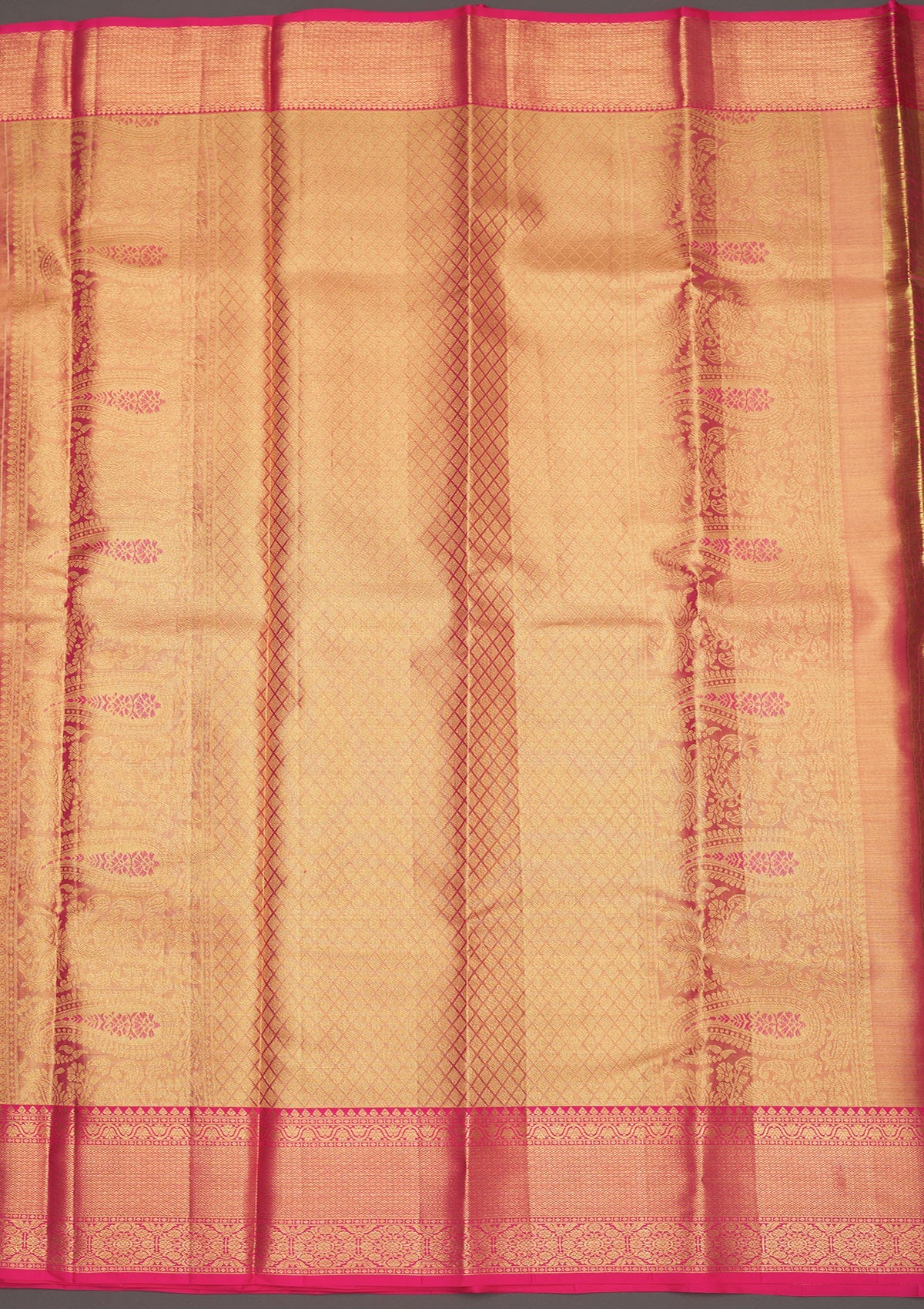 Peach Zariwork Pure Silk Saree-Koskii