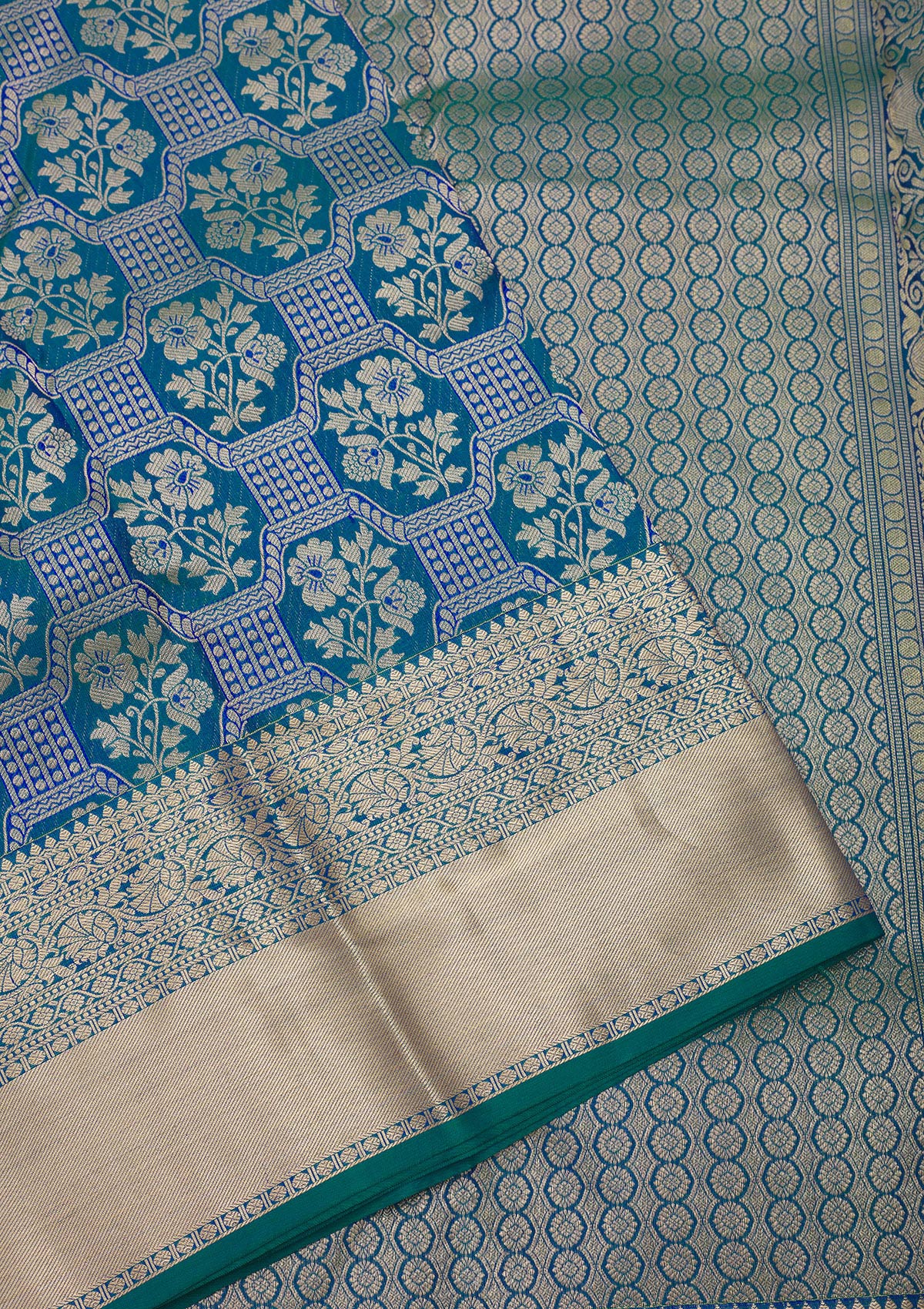 Peacock Green Zariwork Pure Silk Saree