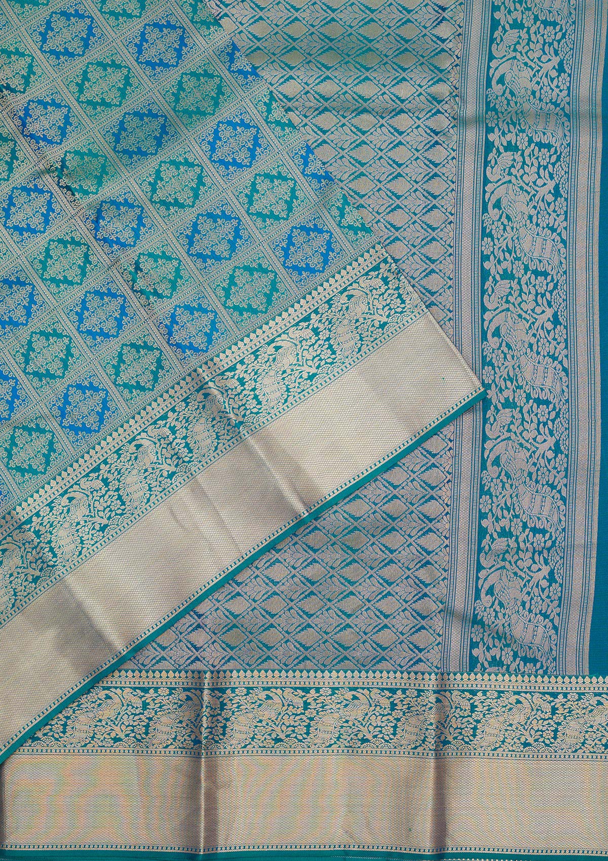 Peacock Green Zariwork Pure Silk Saree-Koskii