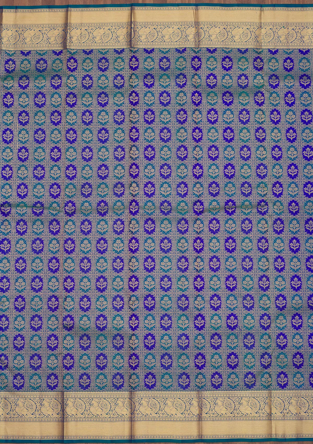 Peacock Green Zariwork Pure Silk Saree